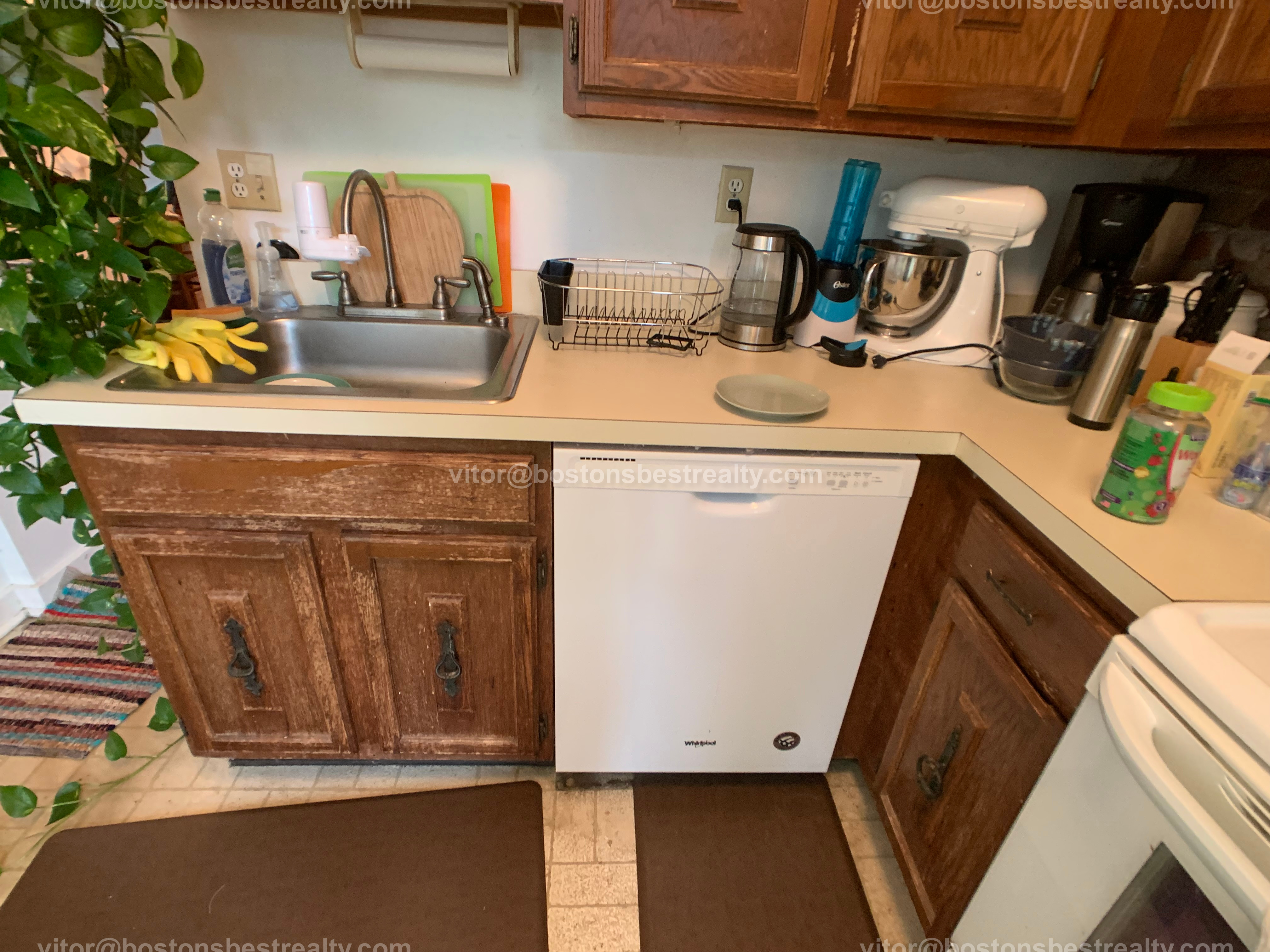 1 bed, 1 bath apartment for rent at 1404 Commonwealth Ave Unit 21, Allston — photo 8 of 26