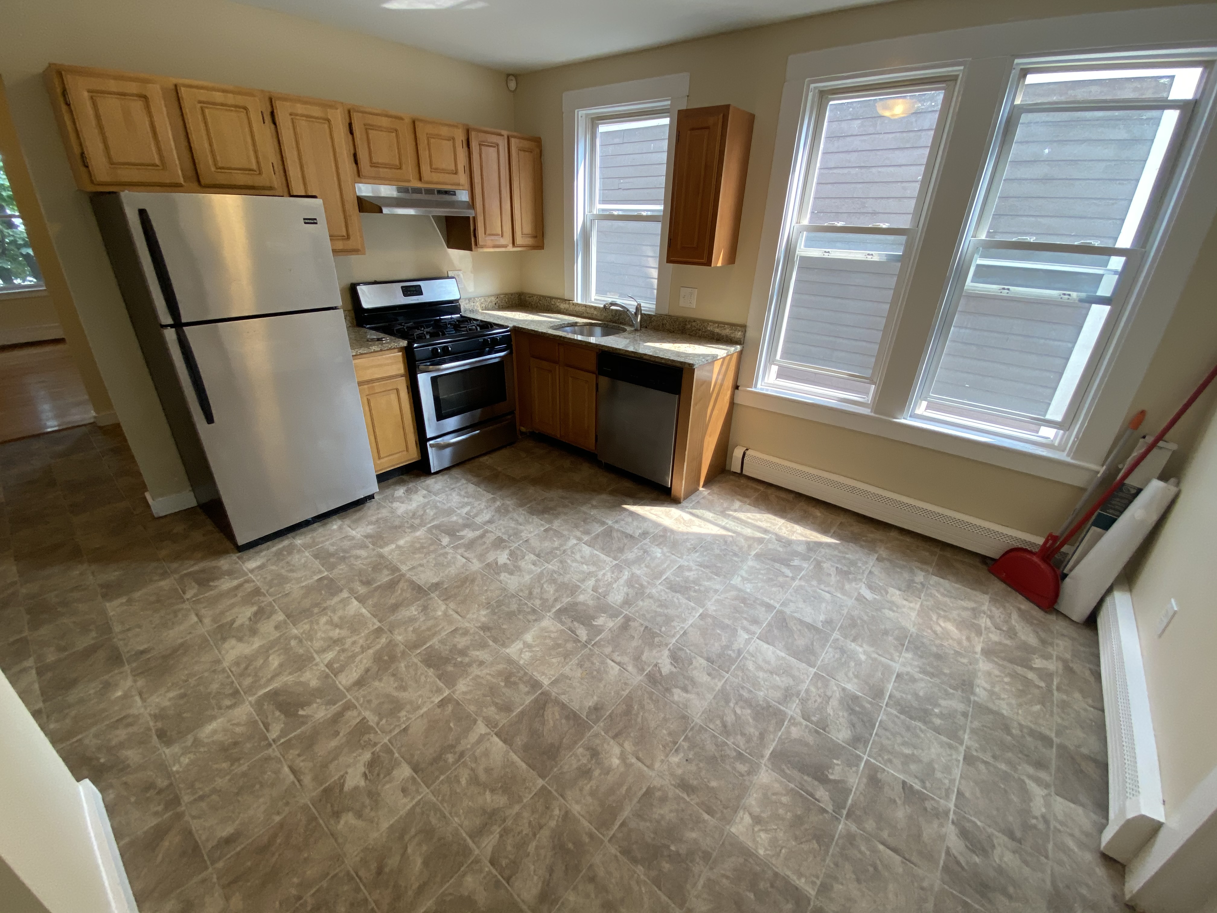 3 bed, 1 bath apartment for rent at 66 Middle St Unit 21, South Boston — photo 6 of 25