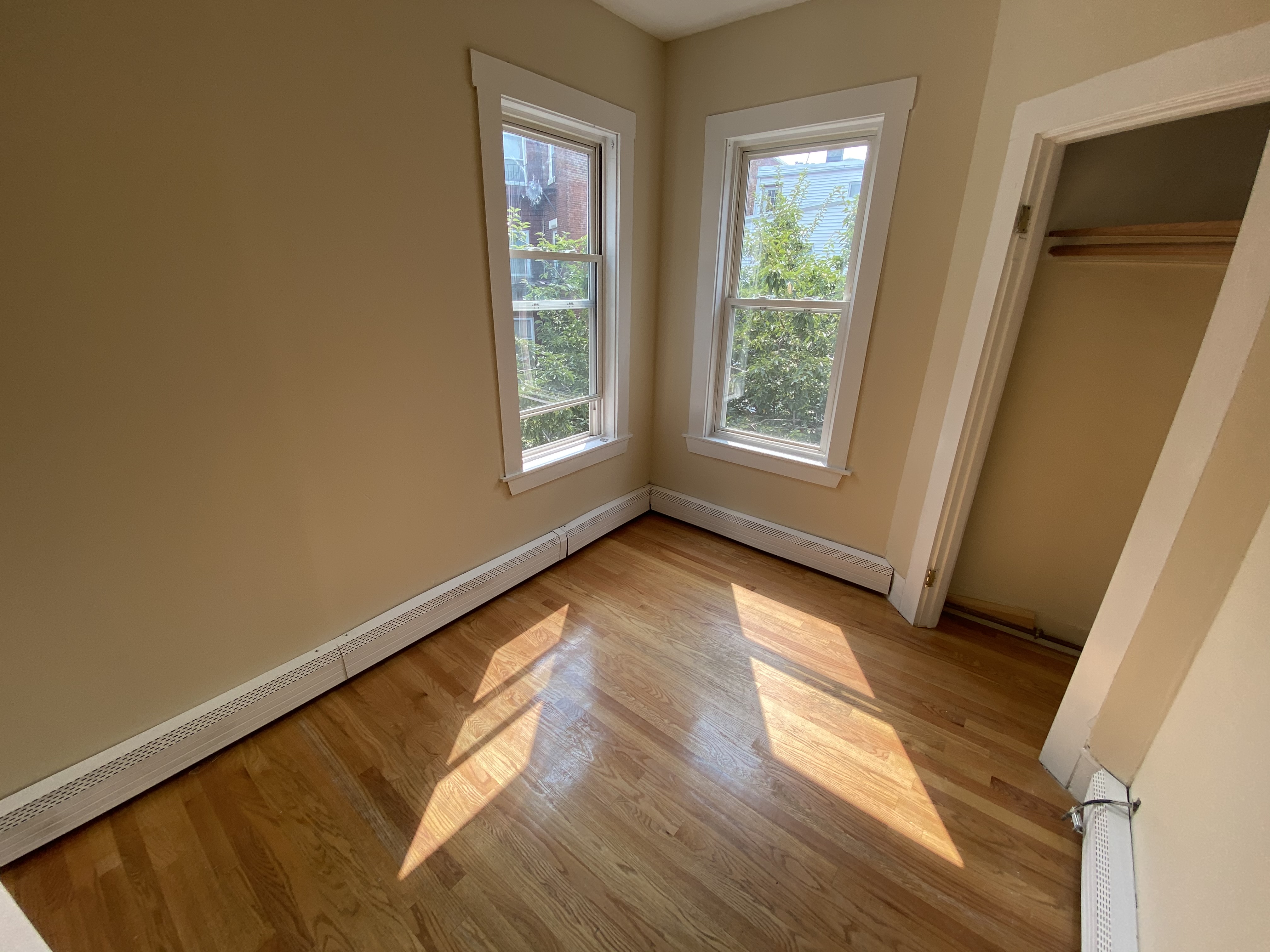 3 bed, 1 bath apartment for rent at 66 Middle St Unit 21, South Boston — photo 14 of 25