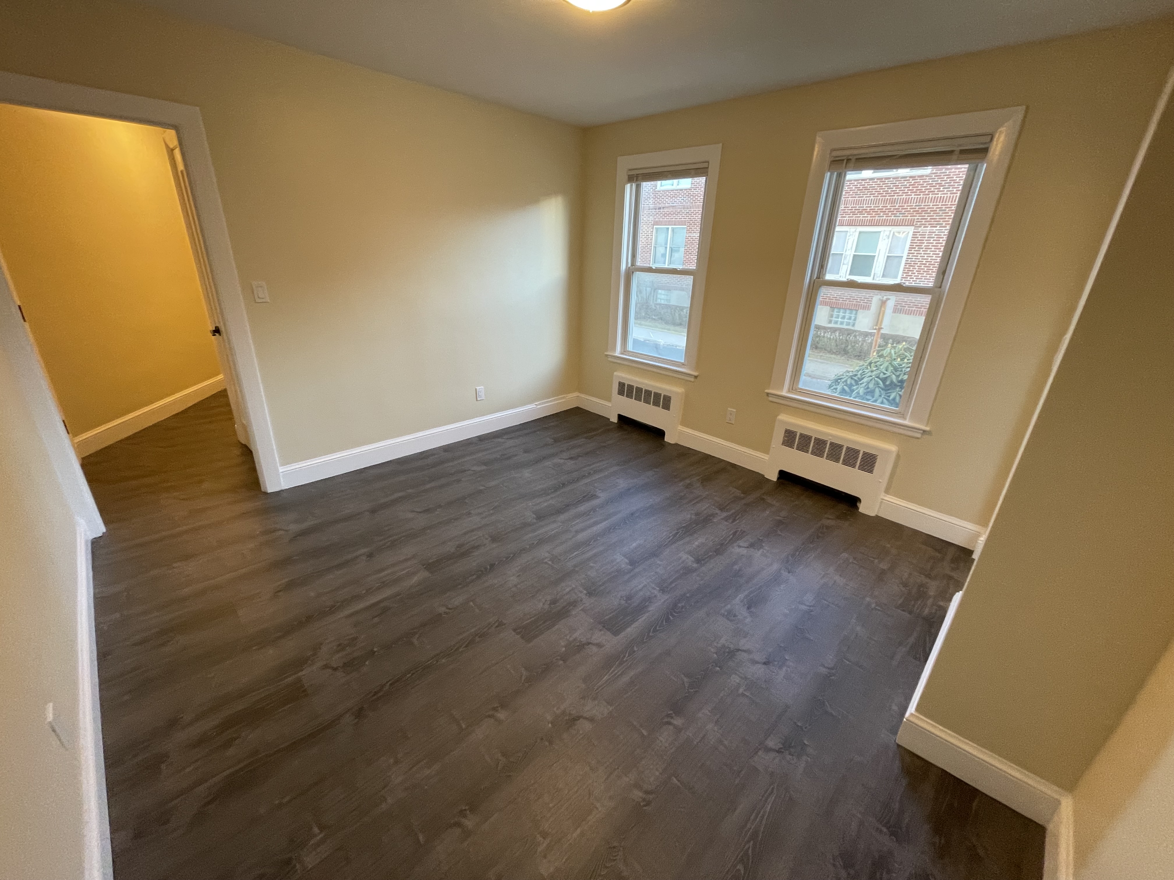 2 bed, 1 bath apartment for rent at 87 Winthrop Shore Dr Unit 22, Winthrop — photo 2 of 20