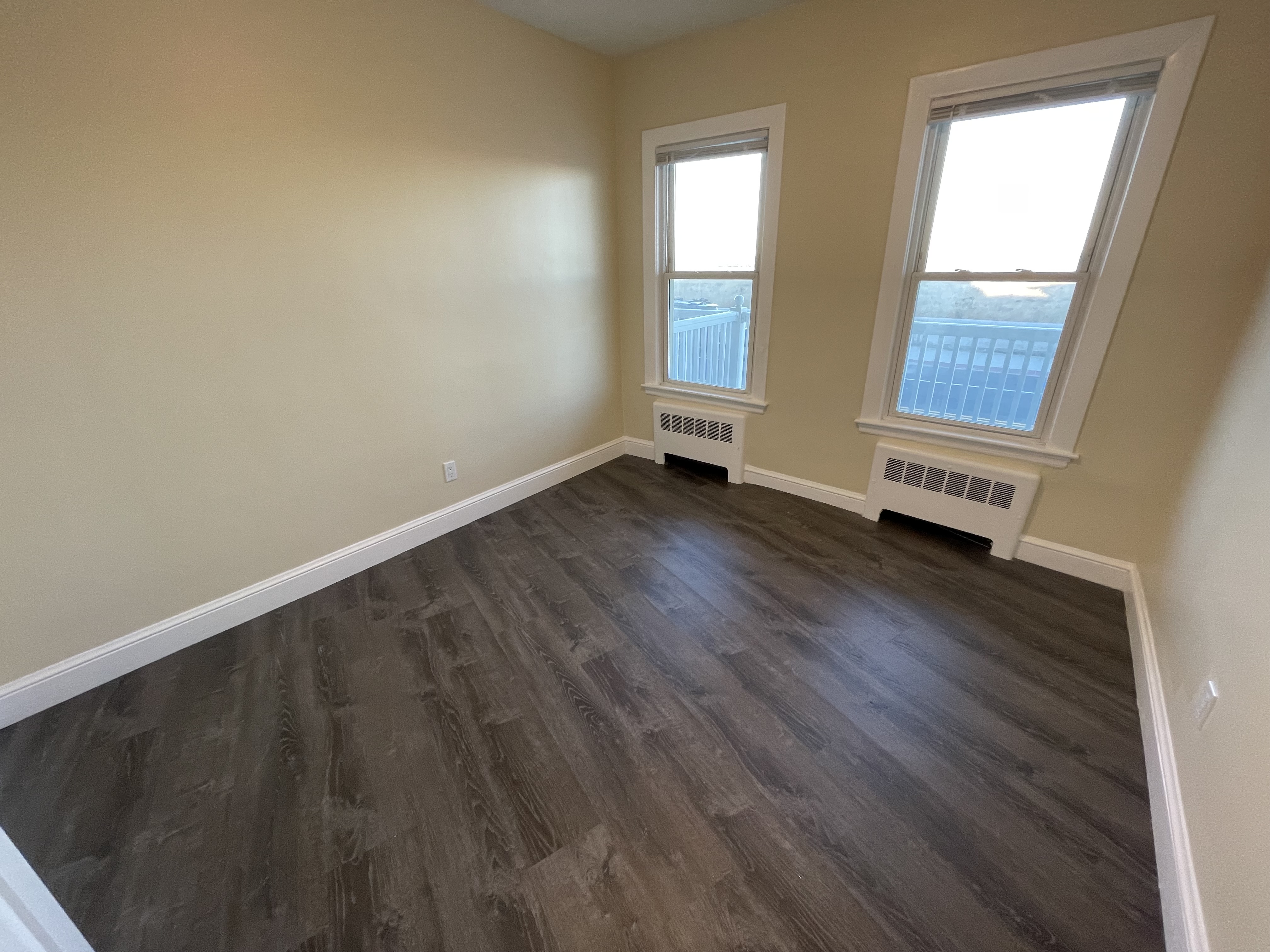 2 bed, 1 bath apartment for rent at 87 Winthrop Shore Dr Unit 22, Winthrop — photo 16 of 20