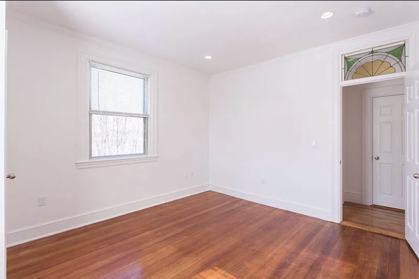 Studio bed, 1 bath apartment for rent at 457 Centre St Unit 6, Newton — photo 3 of 6