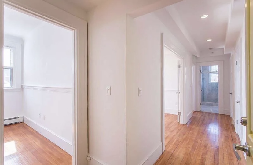 Studio bed, 1 bath apartment for rent at 457 Centre St Unit 6, Newton — photo 4 of 6