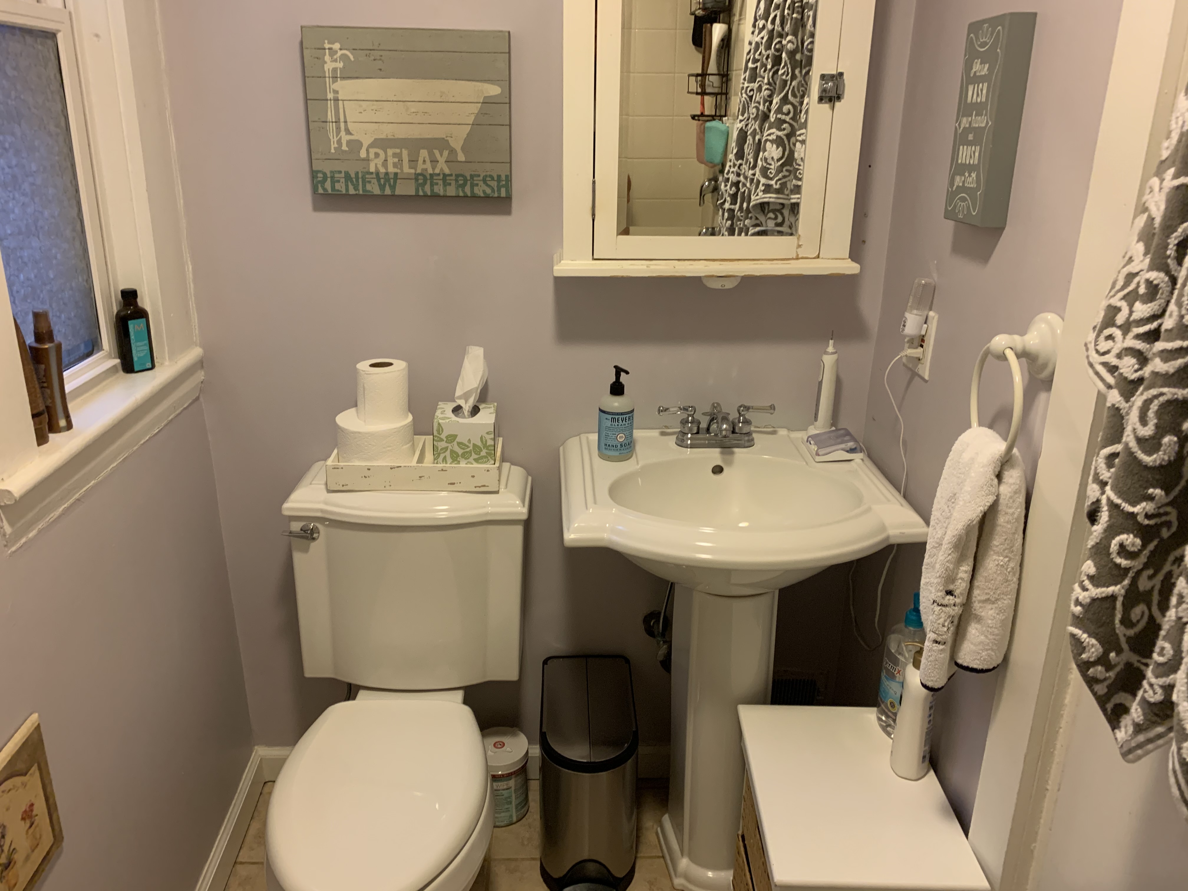3 bed, 1 bath apartment for rent at 7 Leverett St Unit 2, Brookline Village — photo 9 of 12