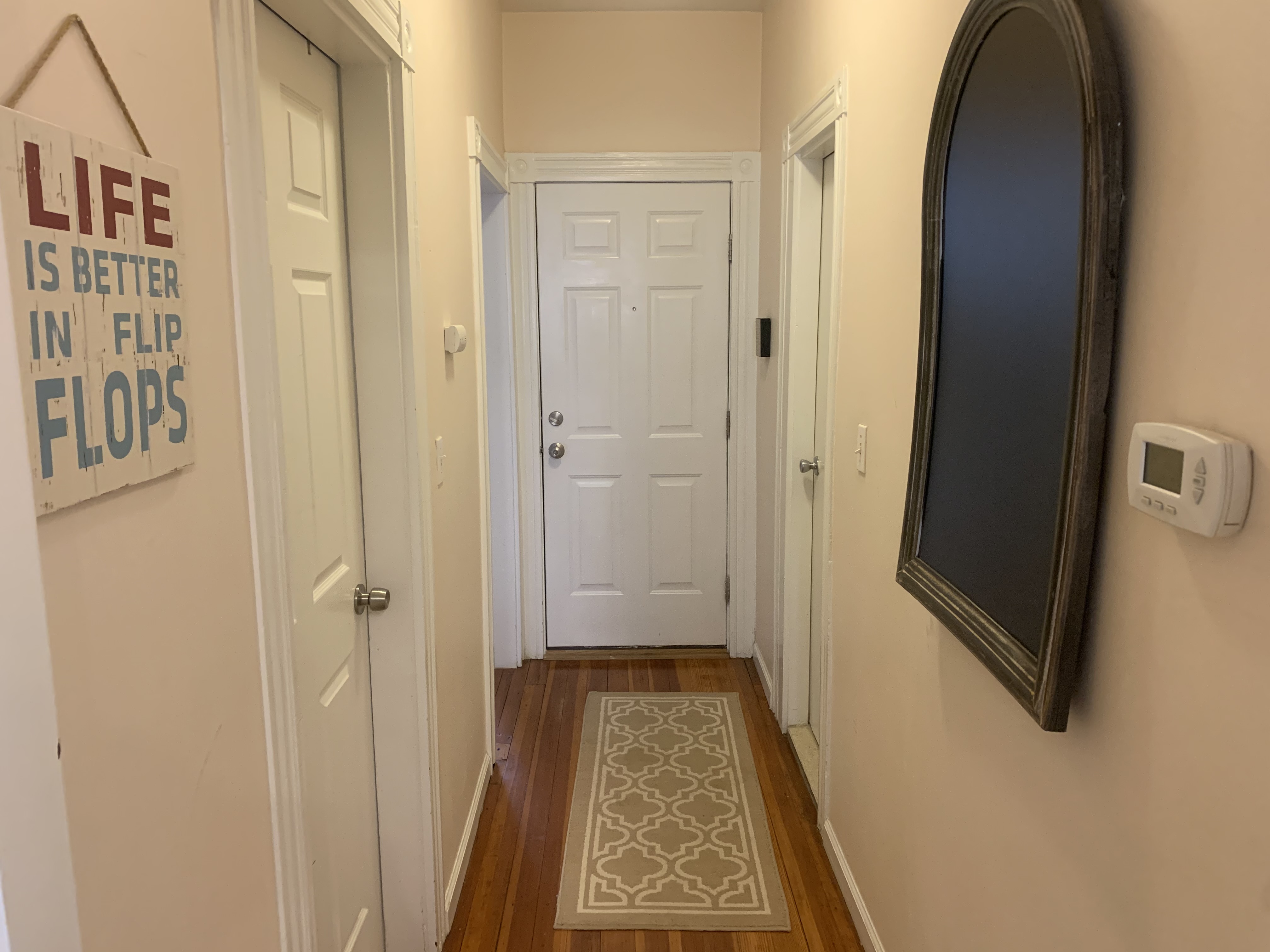 3 bed, 1 bath apartment for rent at 7 Leverett St Unit 2, Brookline Village — photo 3 of 12