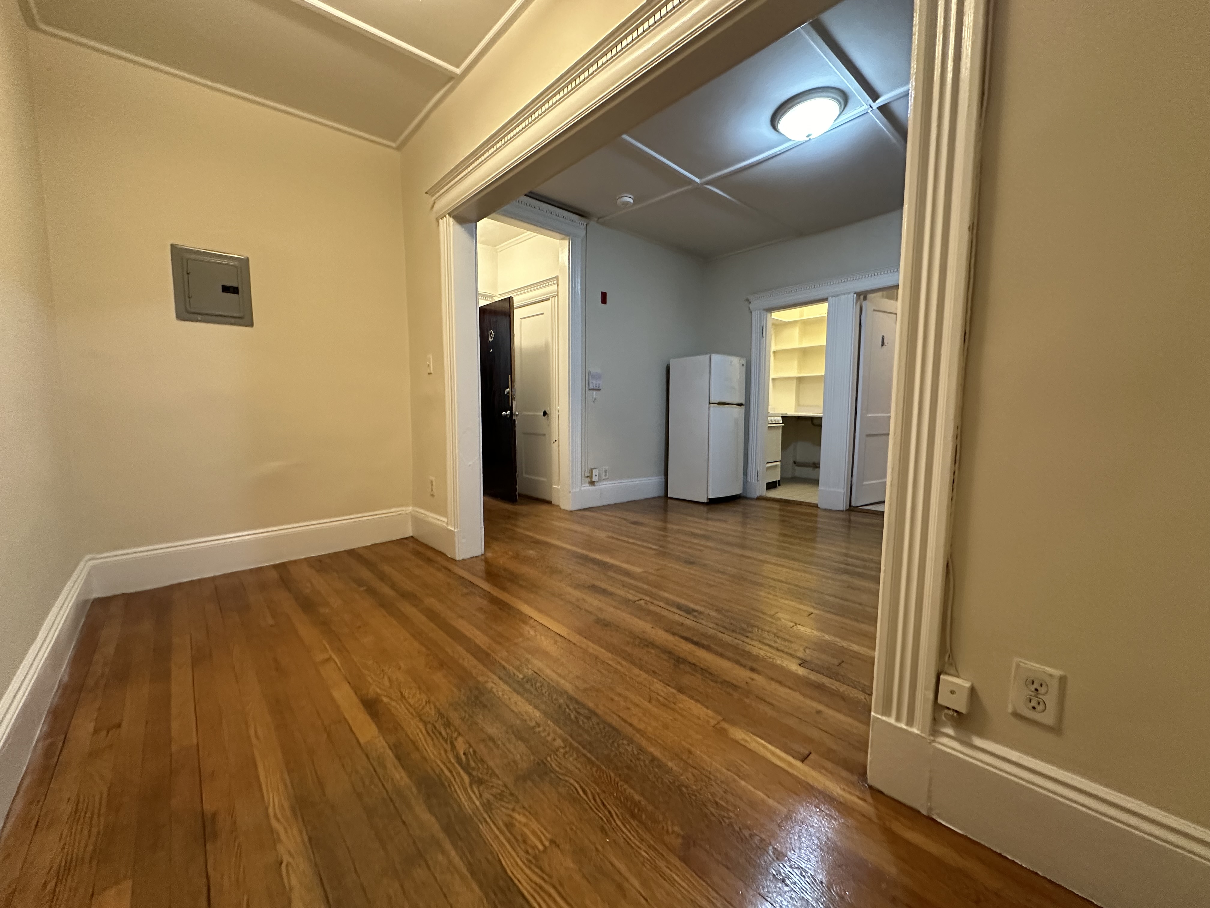 Studio bed, 1 bath apartment for rent at 327 Huntington Ave Unit 12a, Fenway — photo 4 of 6