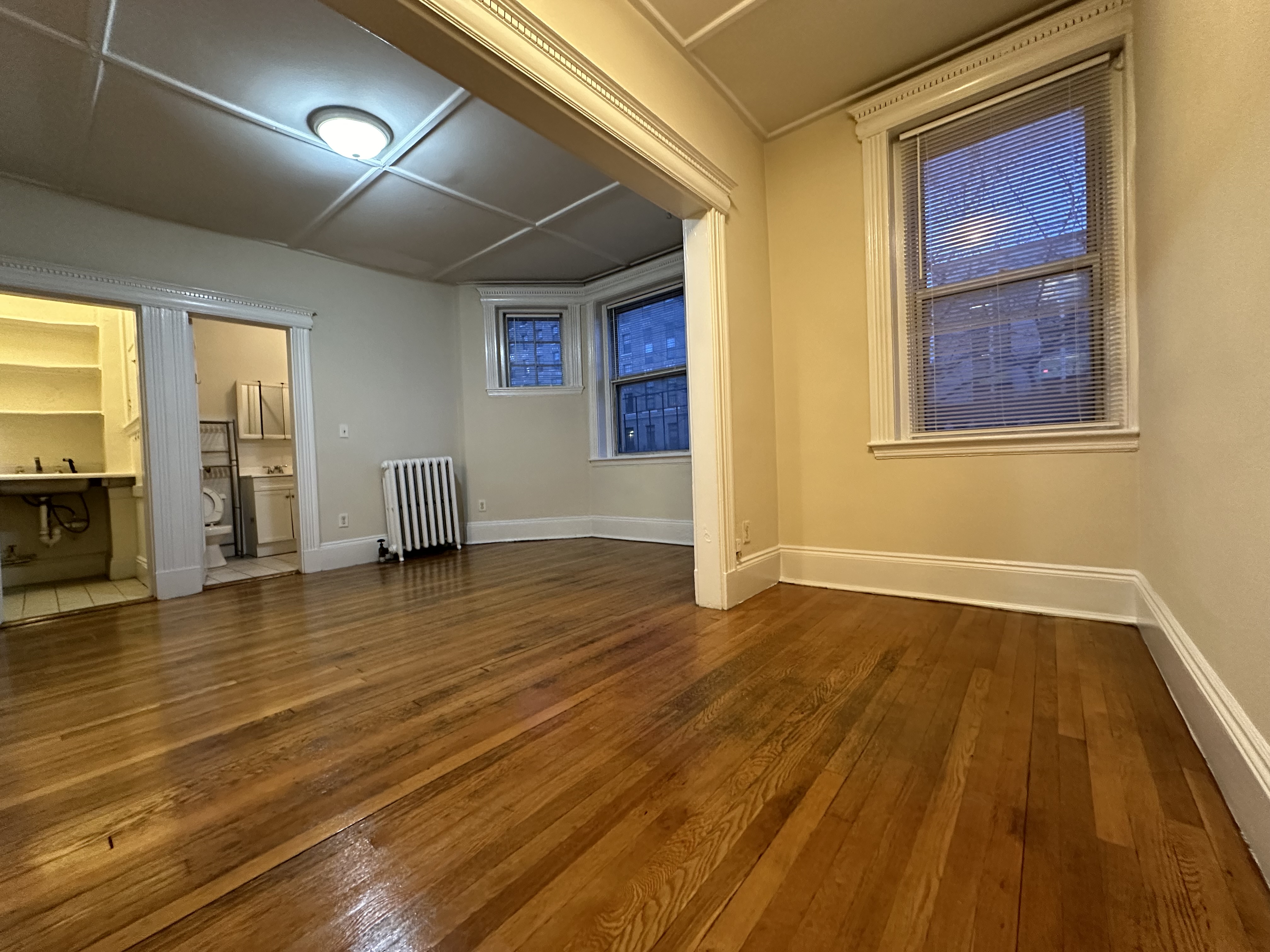 Studio bed, 1 bath apartment for rent at 327 Huntington Ave Unit 12a, Fenway — photo 5 of 6
