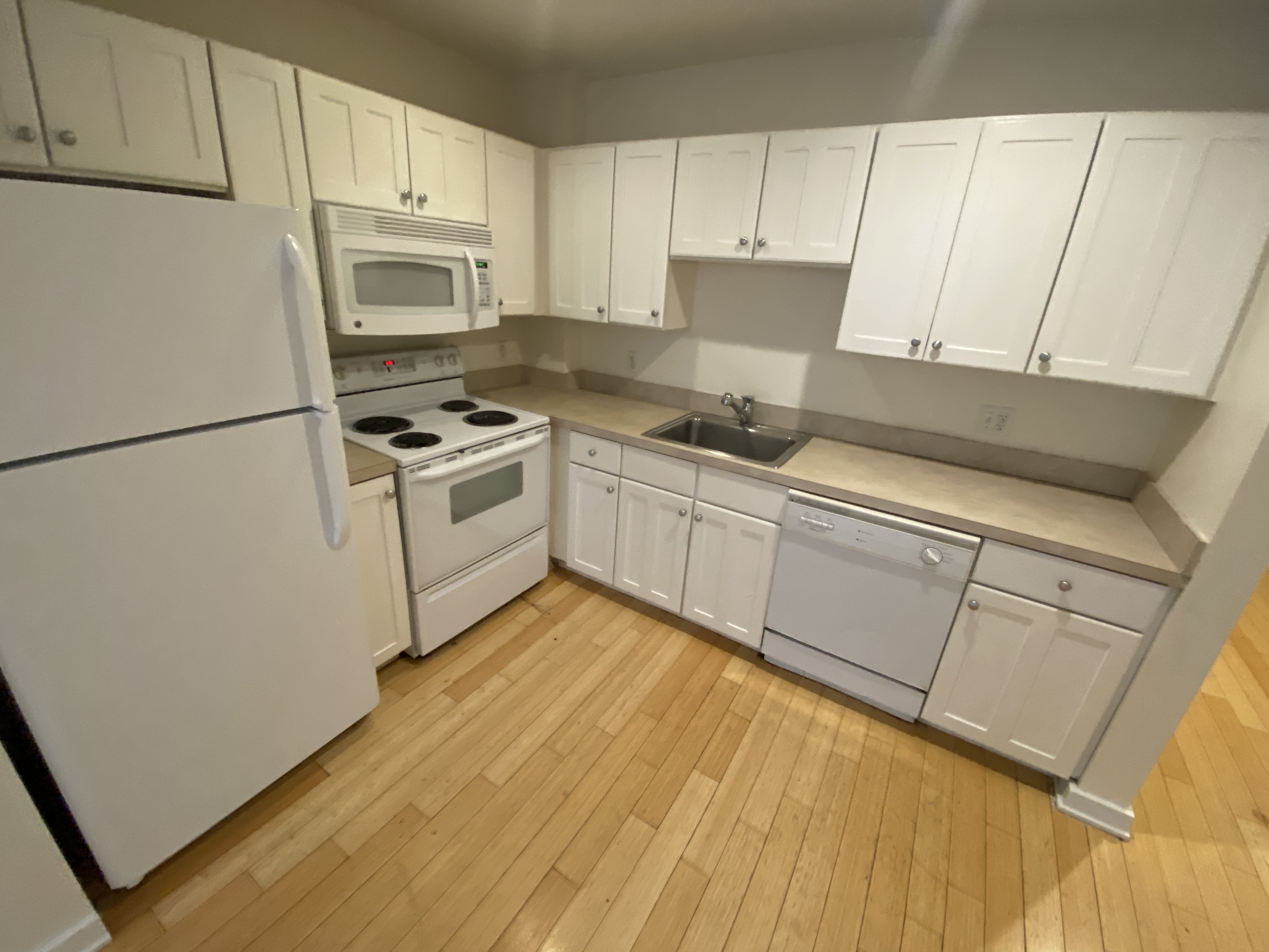 40 Boylston St, Downtown