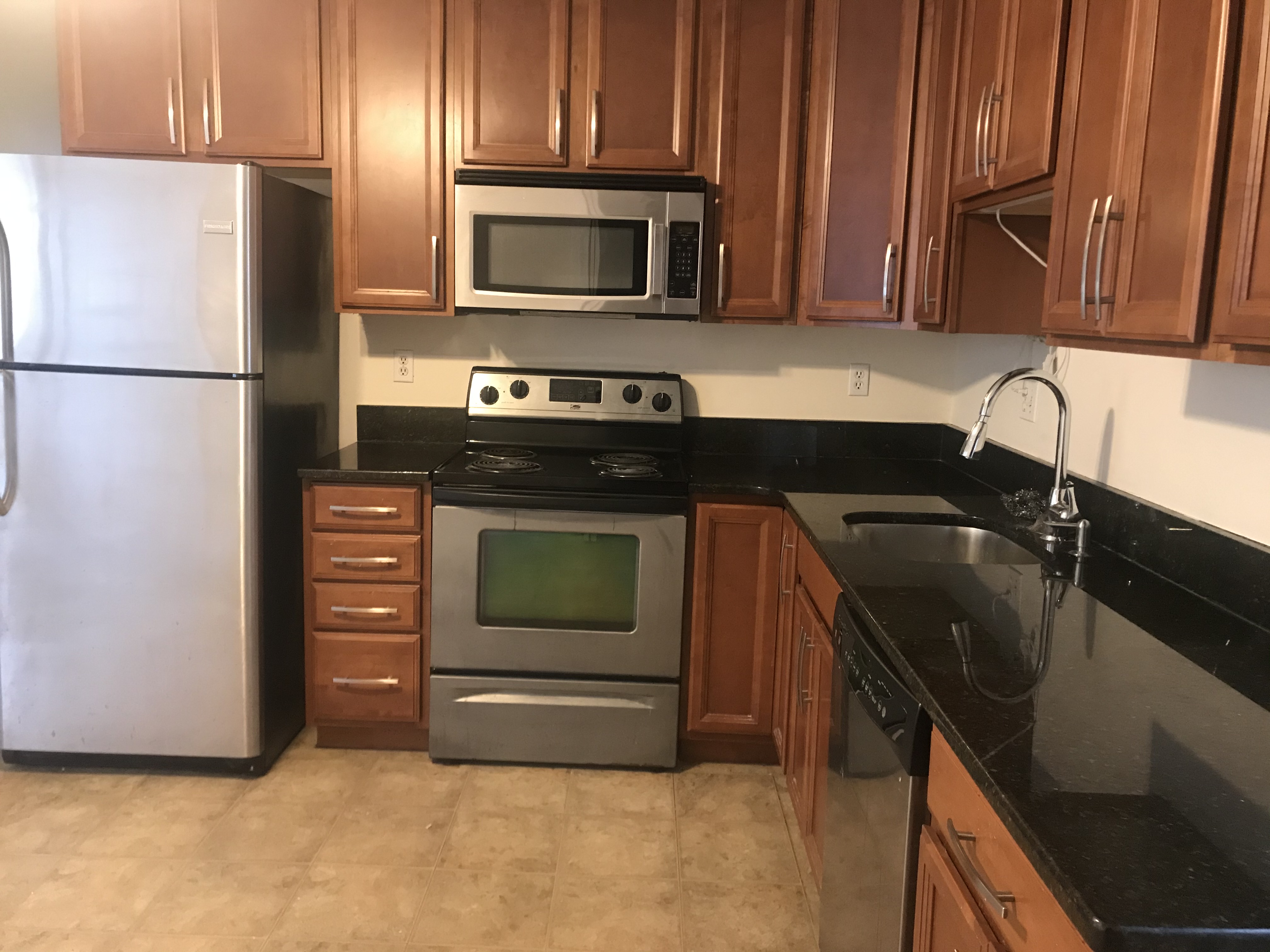 2 bed, 1 bath apartment for rent at 11 Bexley Unit 1, Roslindale — photo 10 of 17