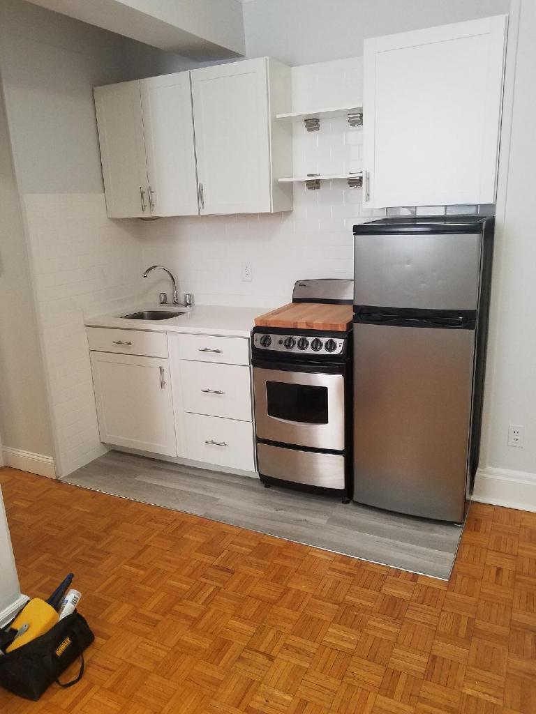1 bed, 1 bath apartment for rent at 21 Beacon St Unit 8L, Beacon Hill — photo 1 of 6