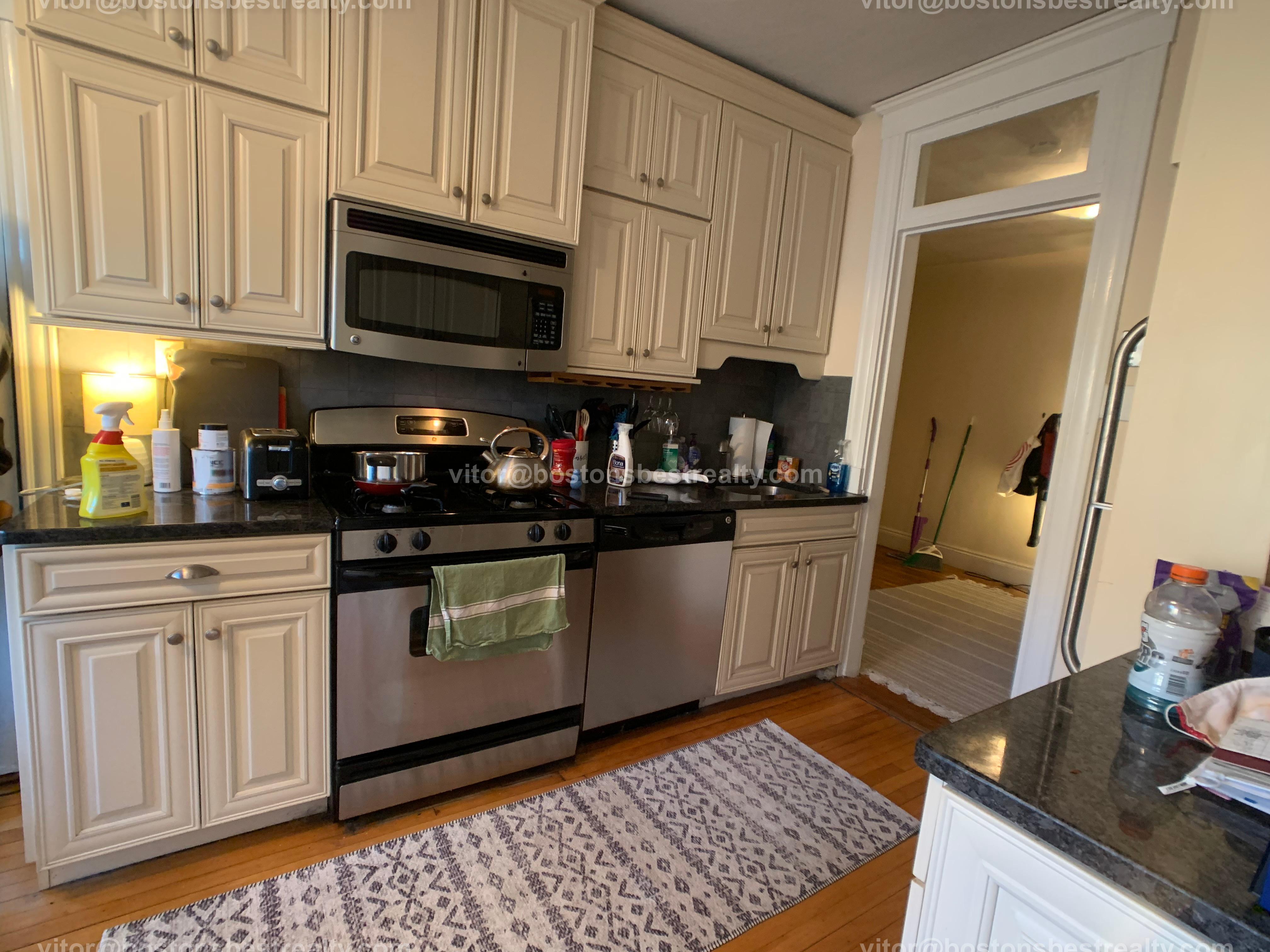2 bed, 1 bath apartment for rent at 5 Vinal St Unit 10, Brighton — photo 8 of 21
