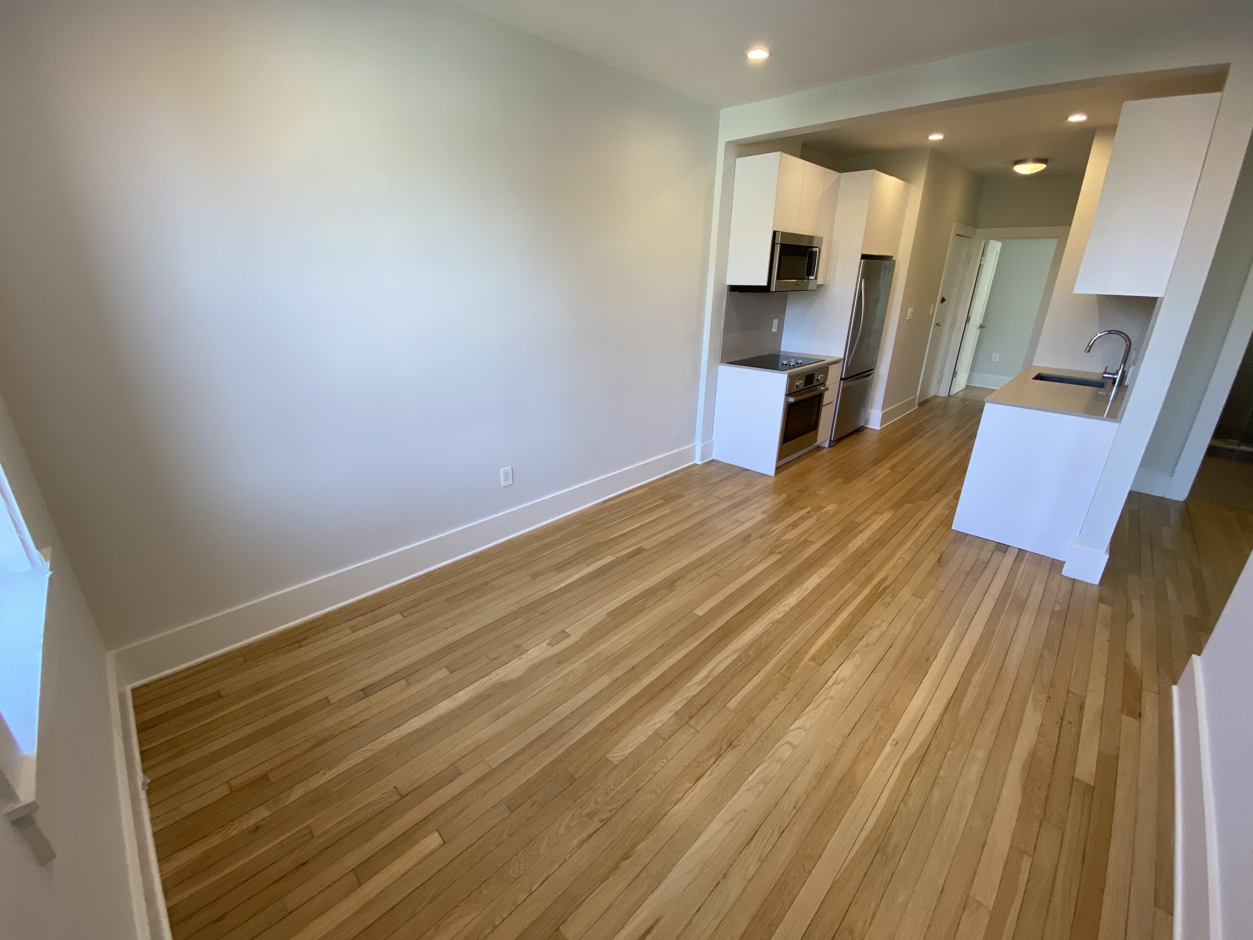 3 bed, 1 bath apartment for rent at 4 Elko St Unit 010, Brighton — photo 2 of 20