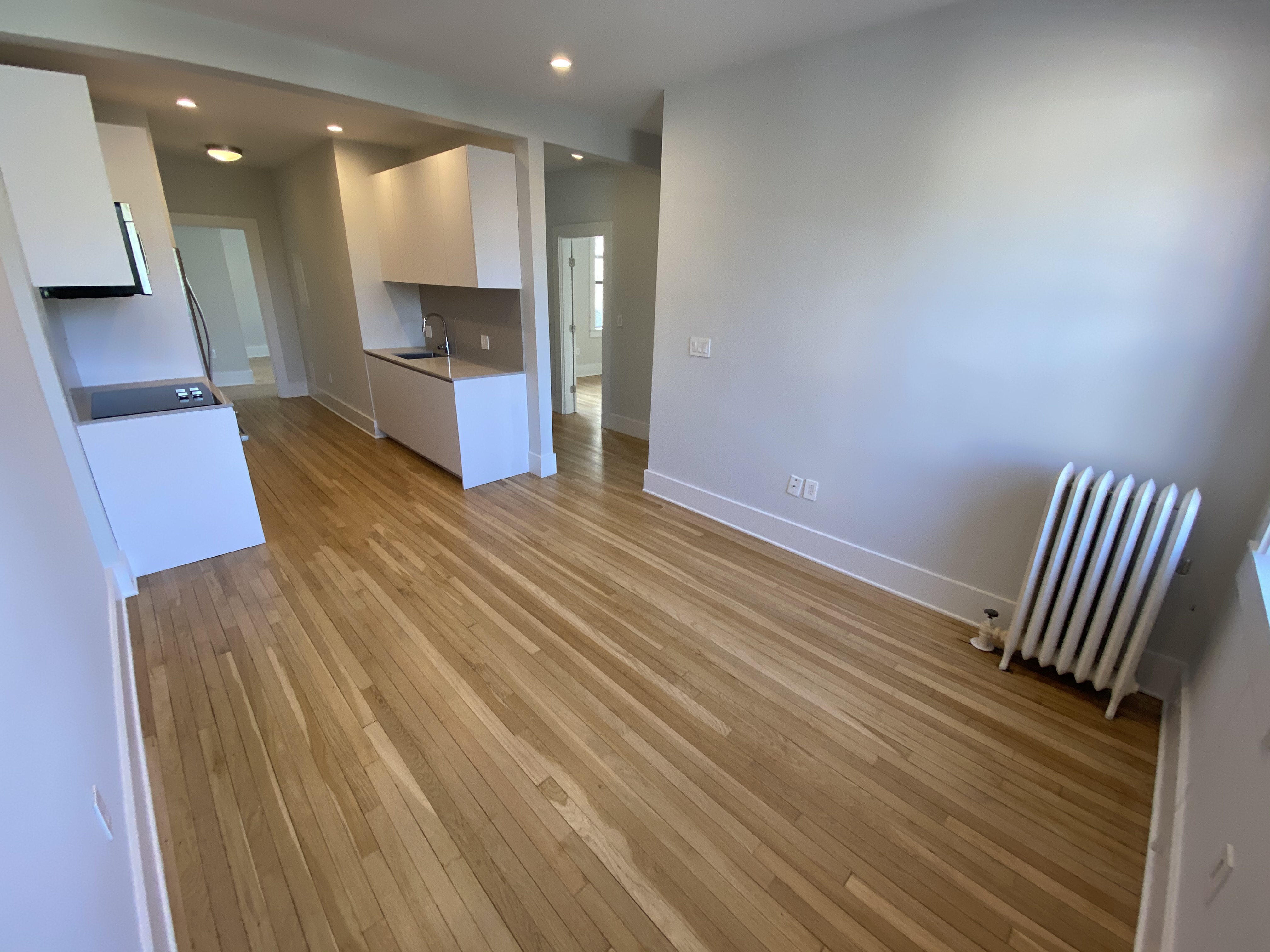 3 bed, 1 bath apartment for rent at 4 Elko St Unit 010, Brighton — photo 3 of 20