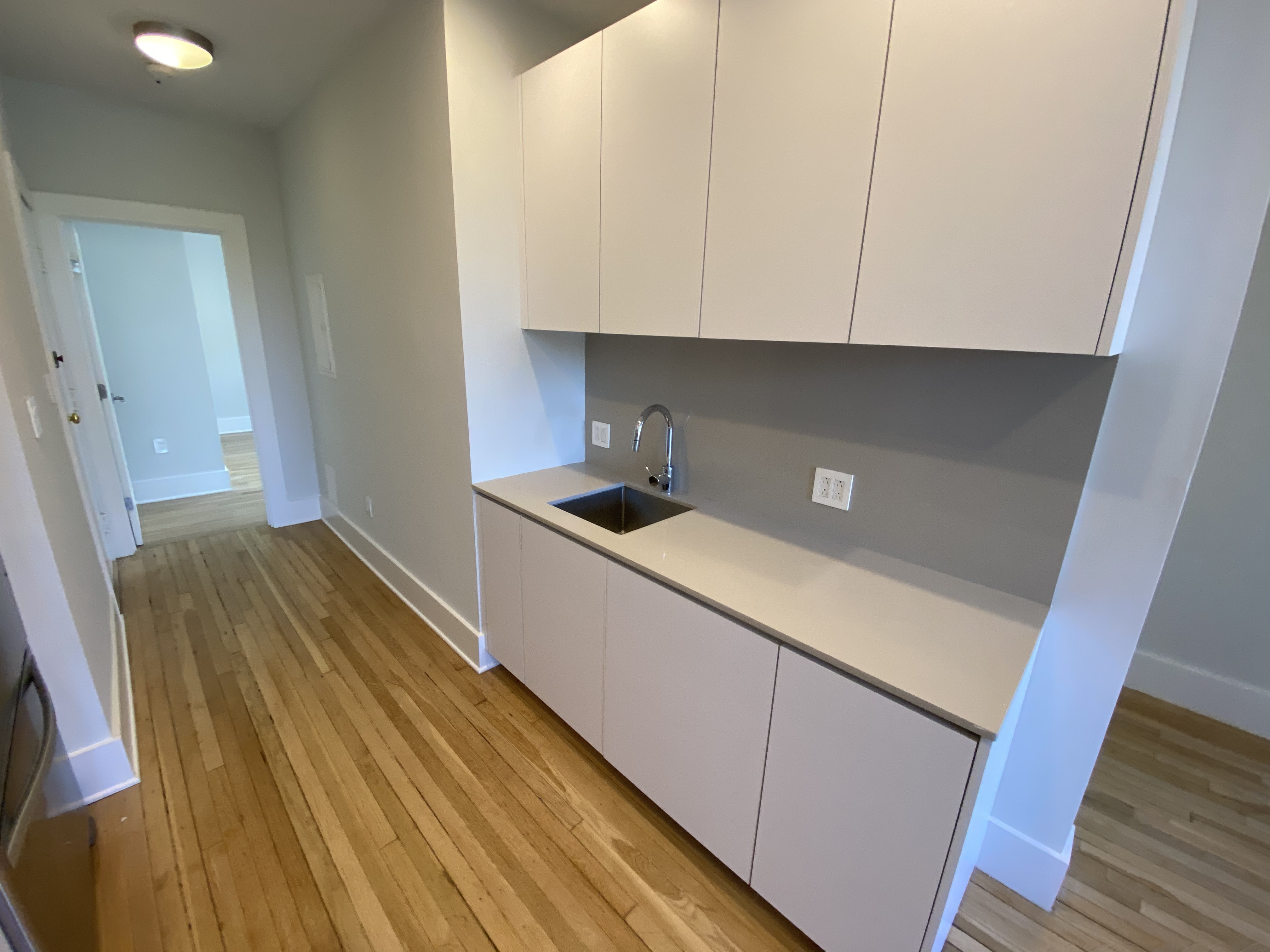 3 bed, 1 bath apartment for rent at 4 Elko St Unit 010, Brighton — photo 5 of 20