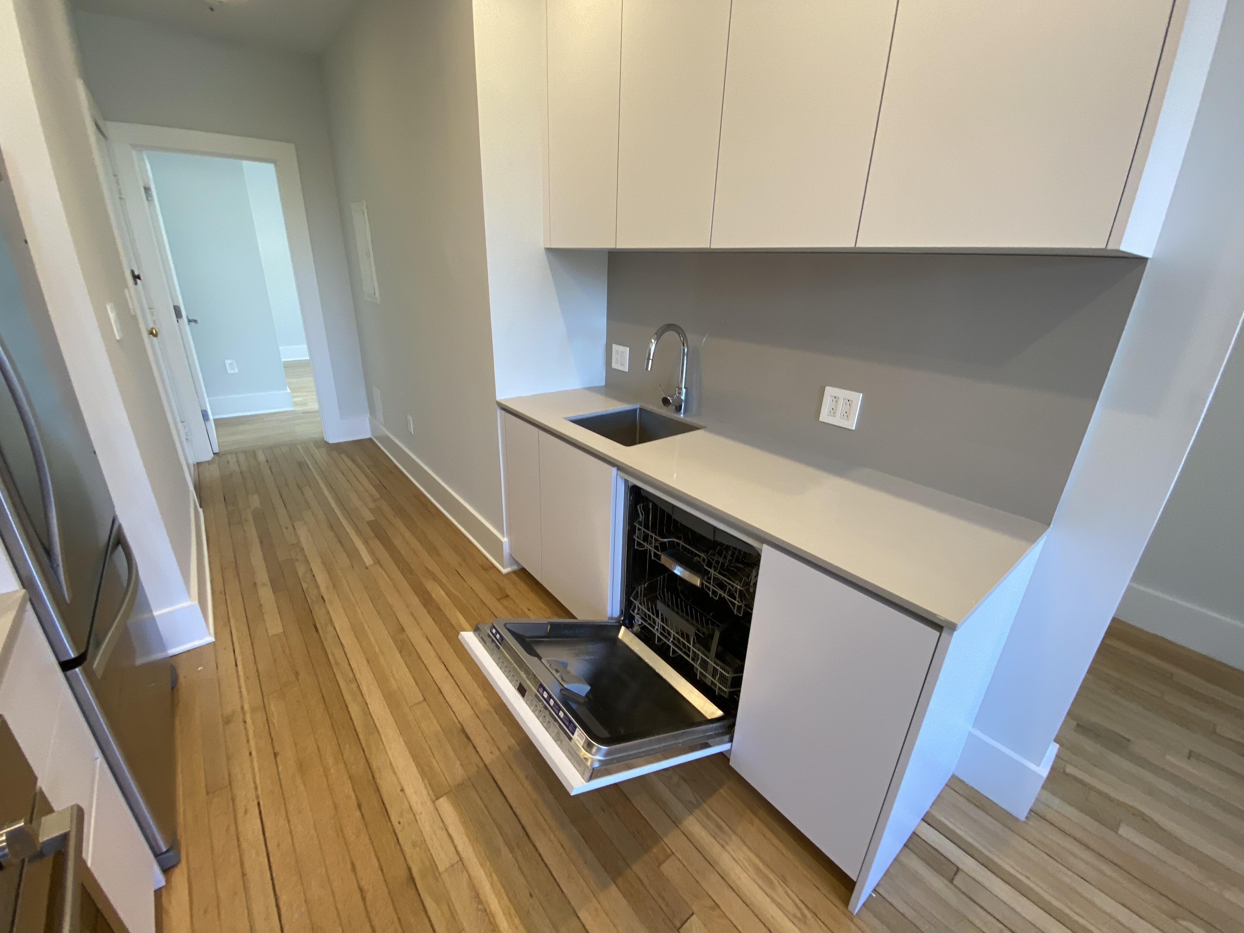 3 bed, 1 bath apartment for rent at 4 Elko St Unit 010, Brighton — photo 7 of 20