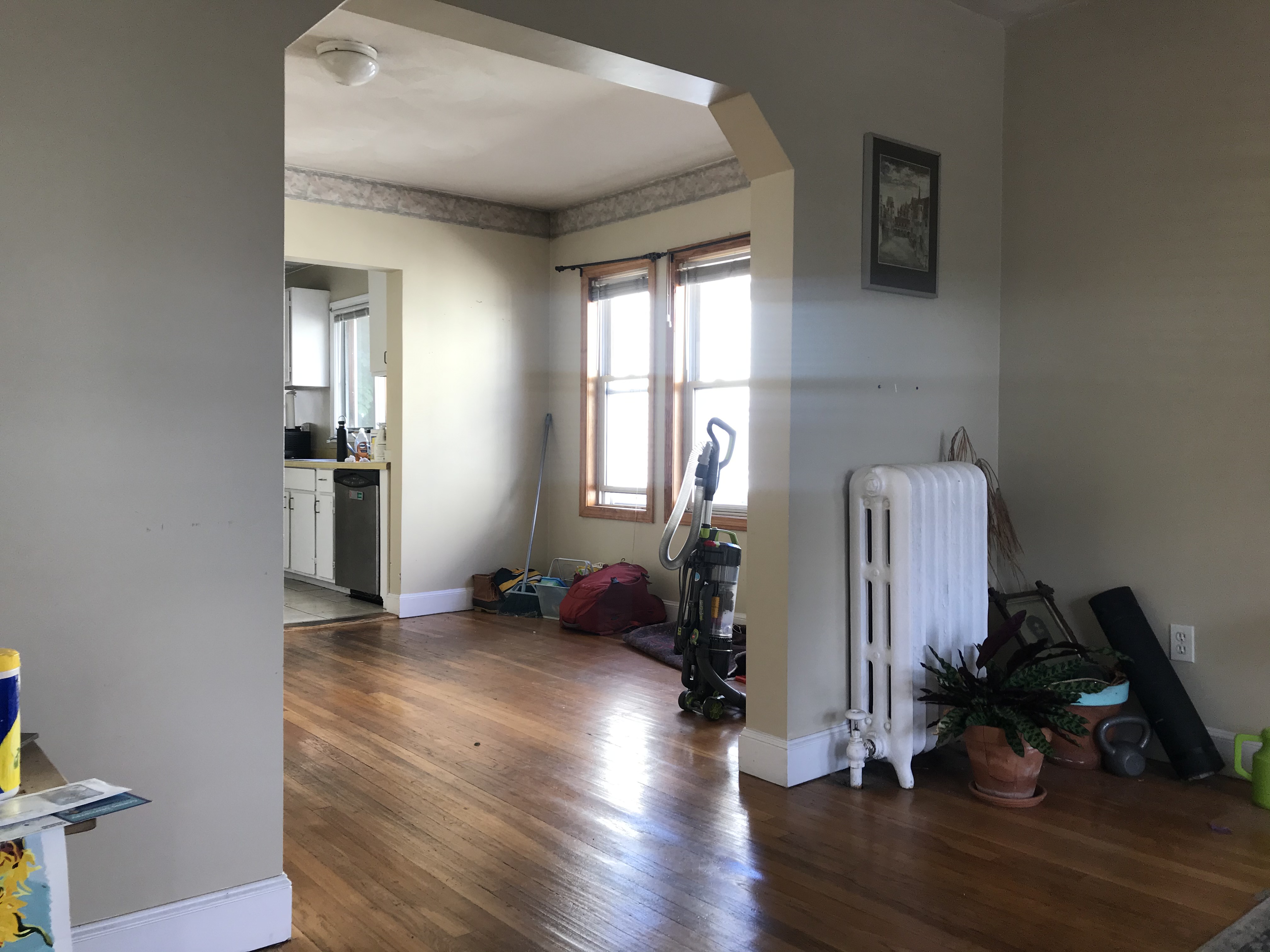 2 bed, 1 bath apartment for rent at 73 Princeton St Unit 1, Tufts University — photo 1 of 11