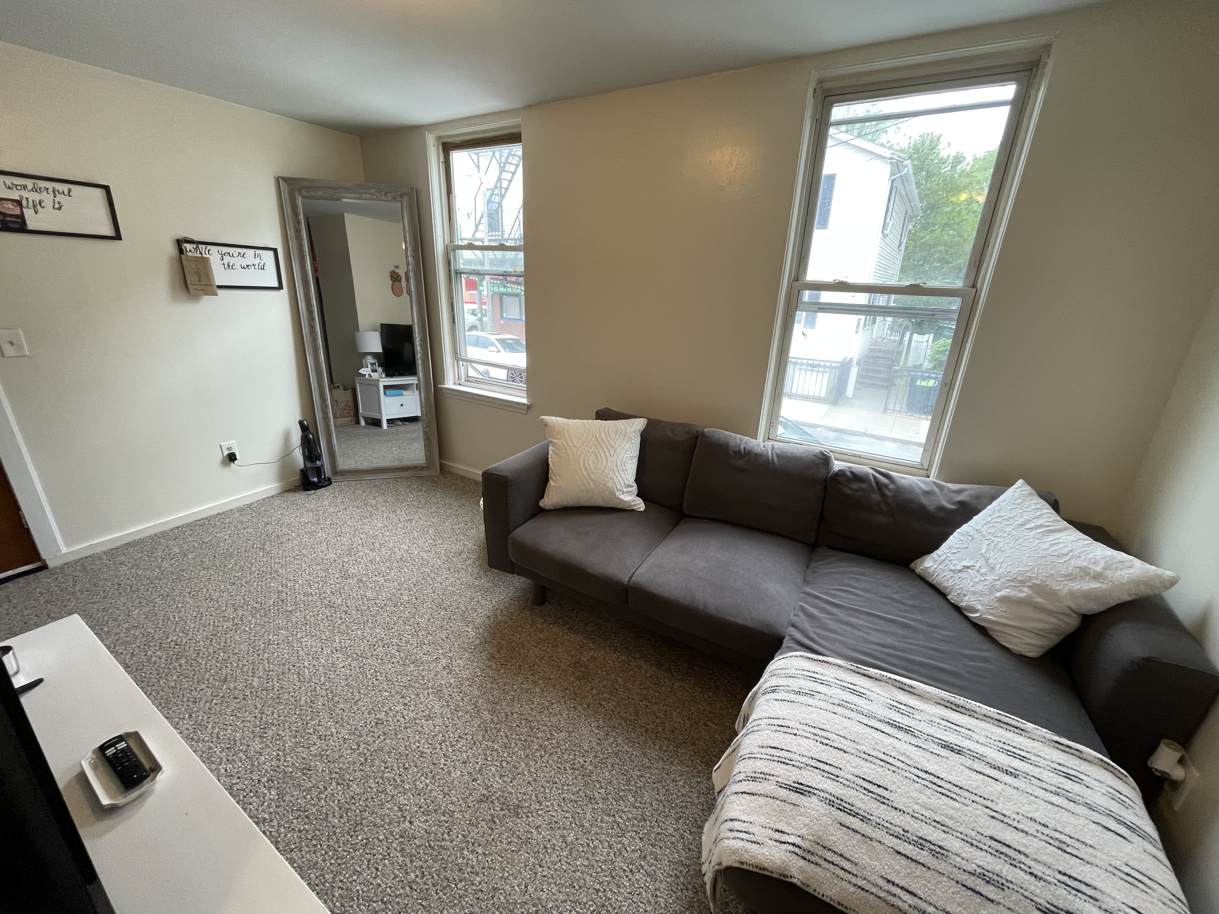 2 bed, 1 bath apartment for rent at 218 West 8th St Unit 2-CF, South Boston — photo 4 of 12