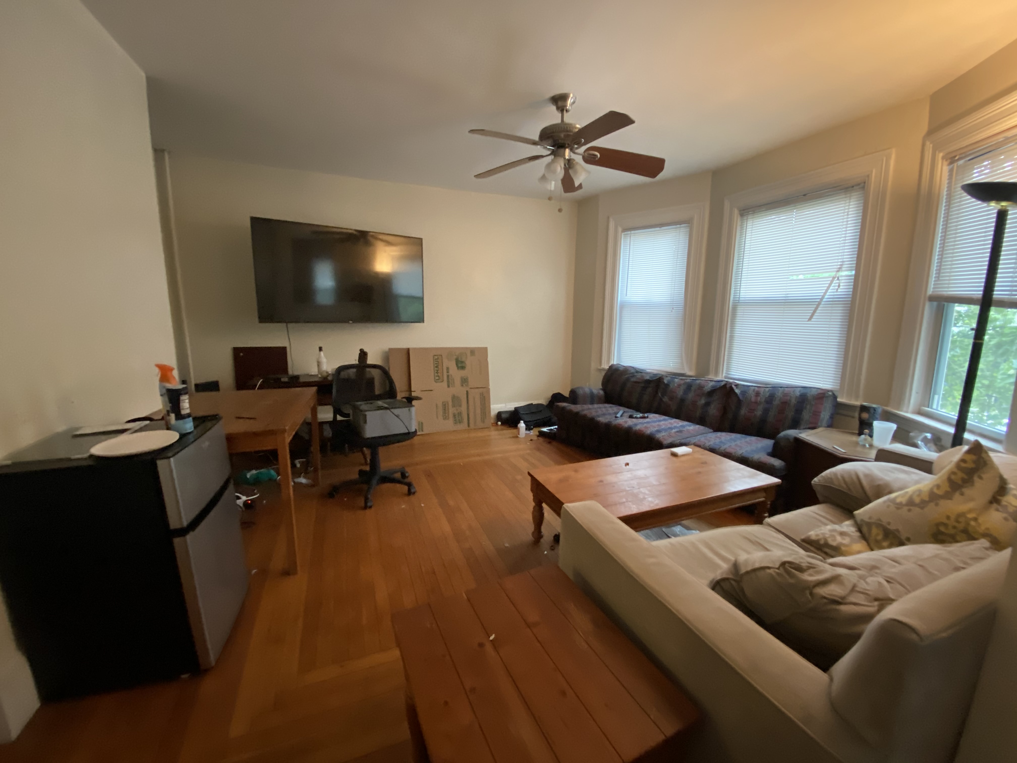 4 bed, 2 bath apartment for rent at 5 Kendall St Unit 1, Brookline Hills — photo 3 of 11