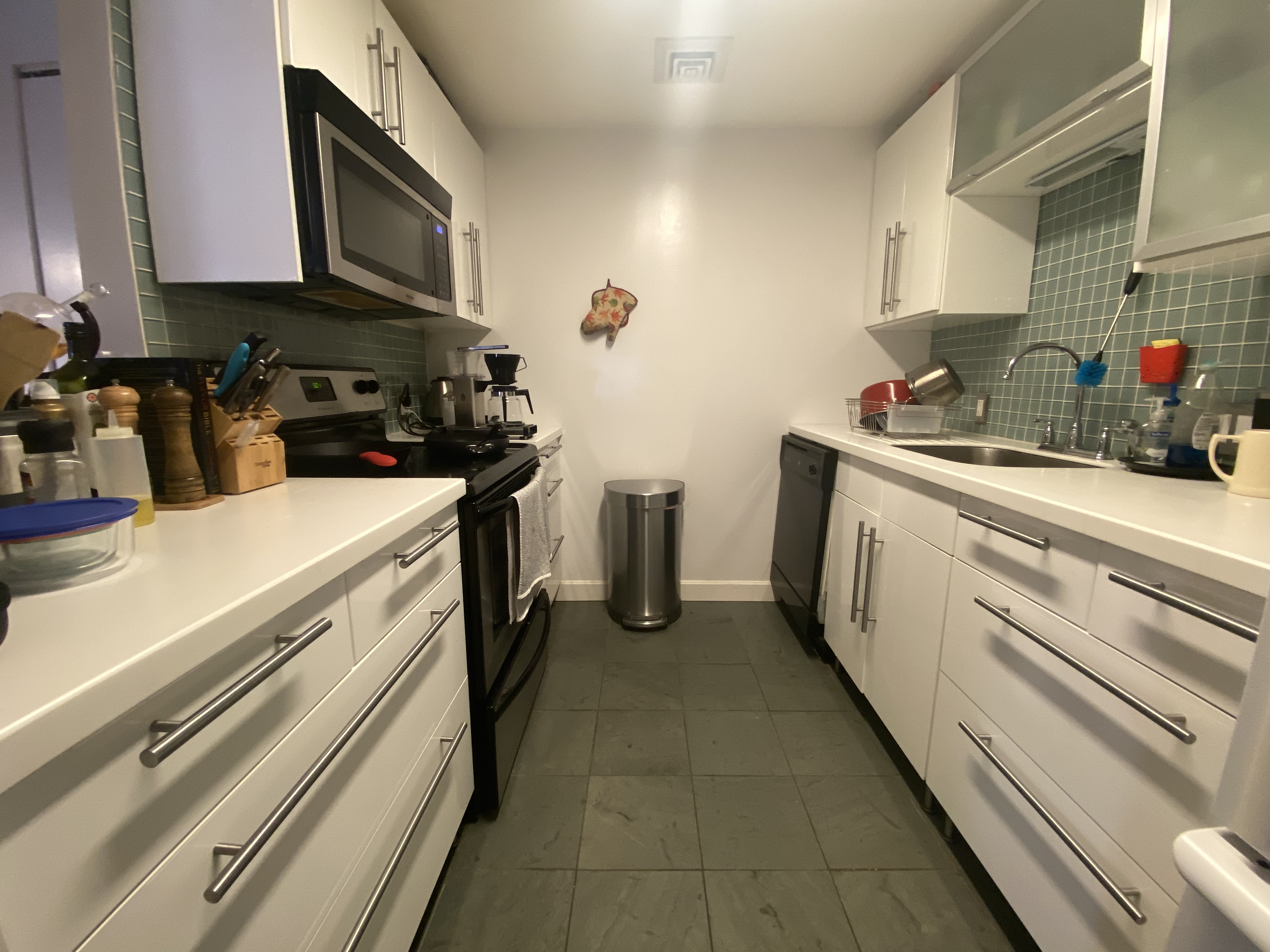 2 bed, 1 bath apartment for rent at 103 Gainsborough St Unit 305, Fenway — photo 3 of 8