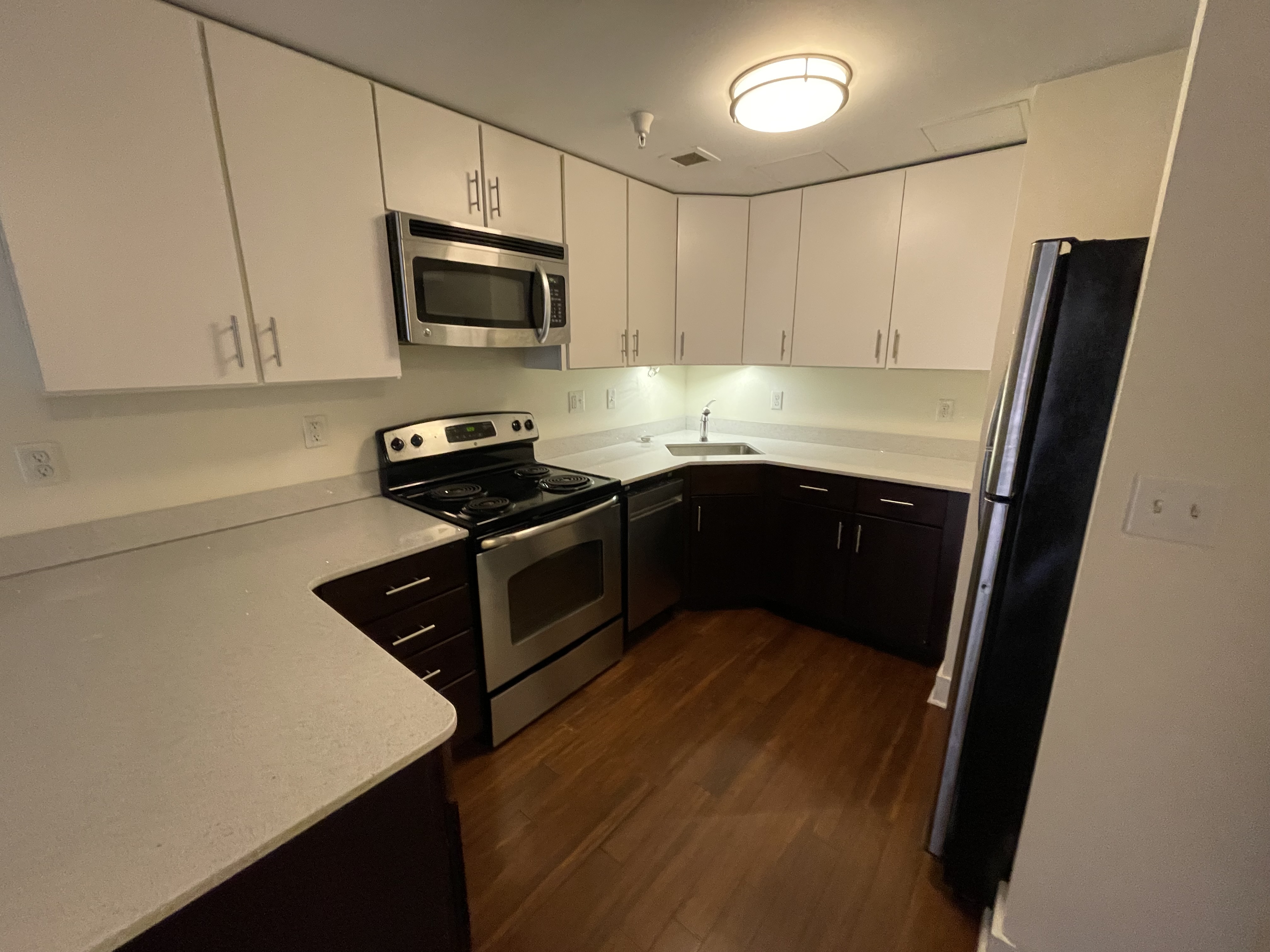 8 Winter St, Downtown