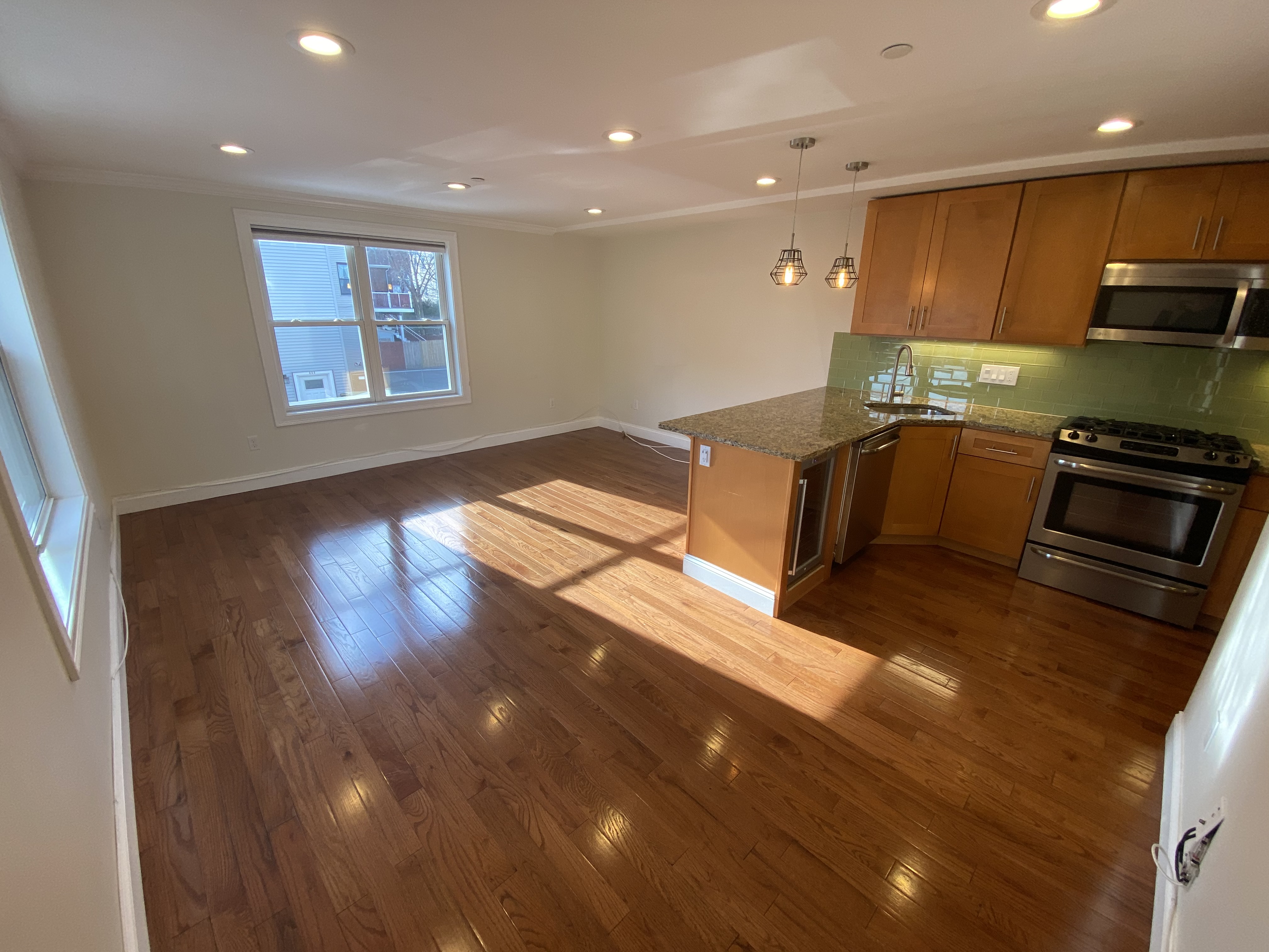 2 bed, 1 bath apartment for rent at 108 Maverick St Unit 01, East Boston — photo 2 of 18