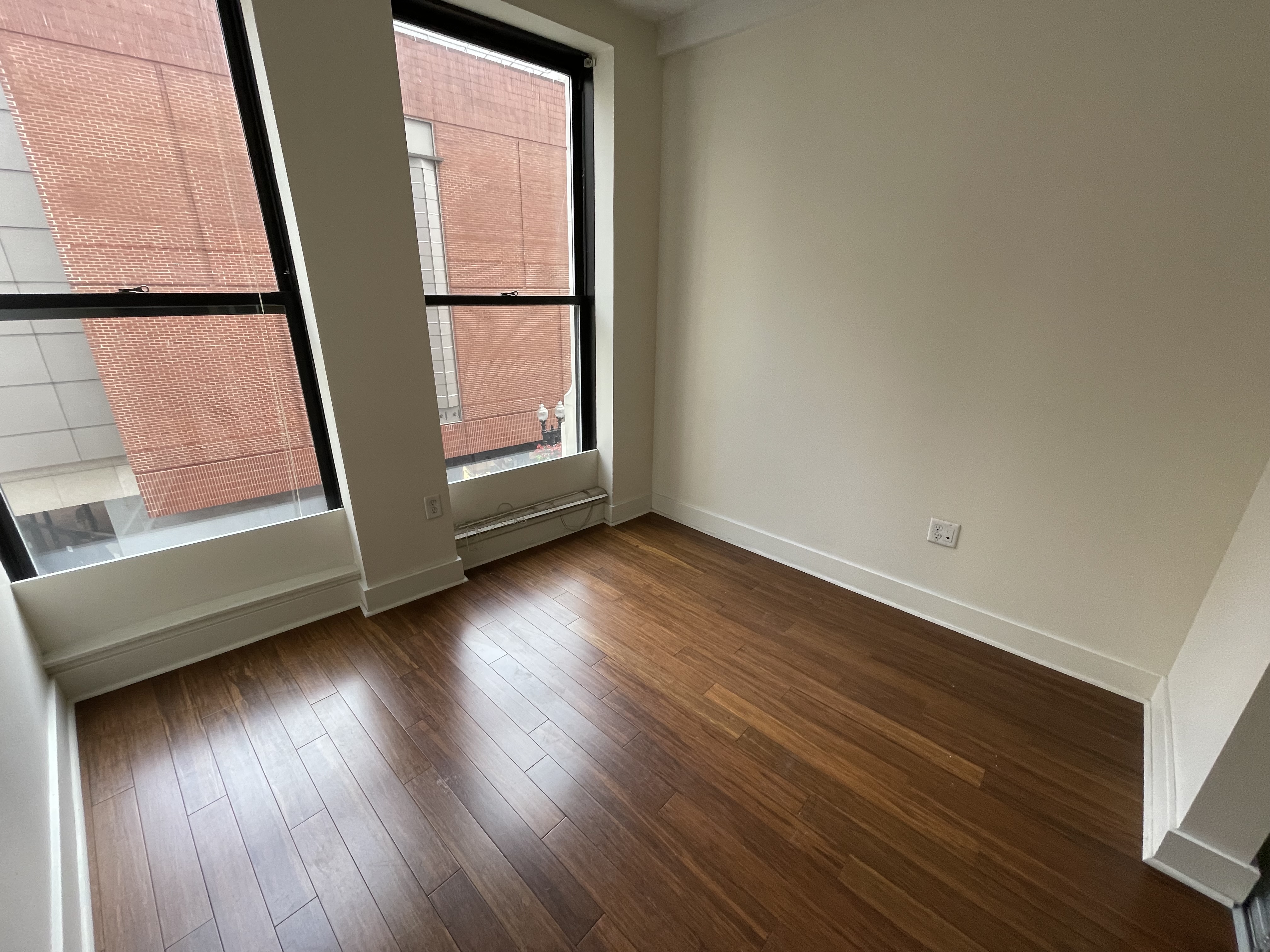 8 Winter St, Downtown