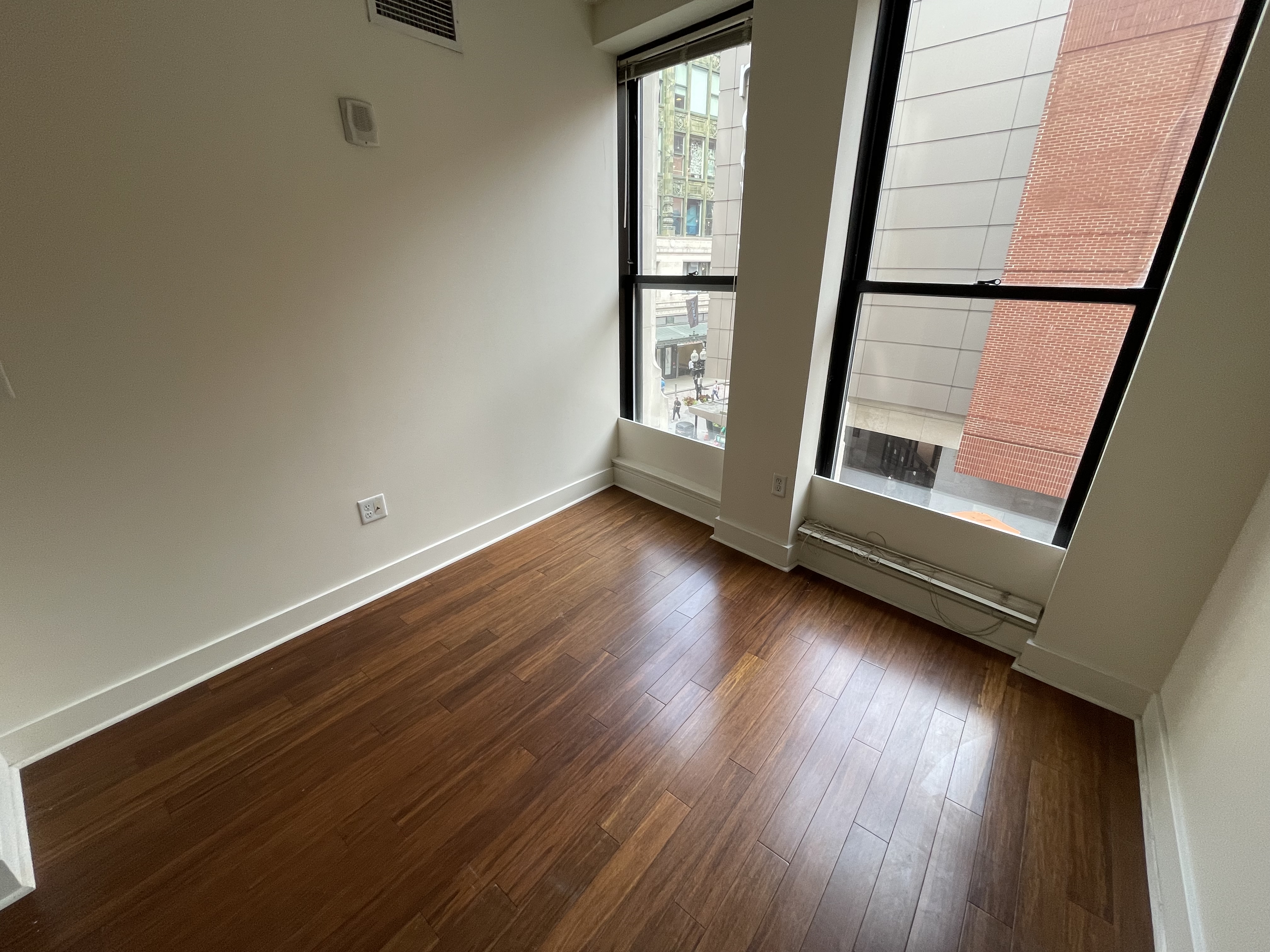 8 Winter St, Downtown