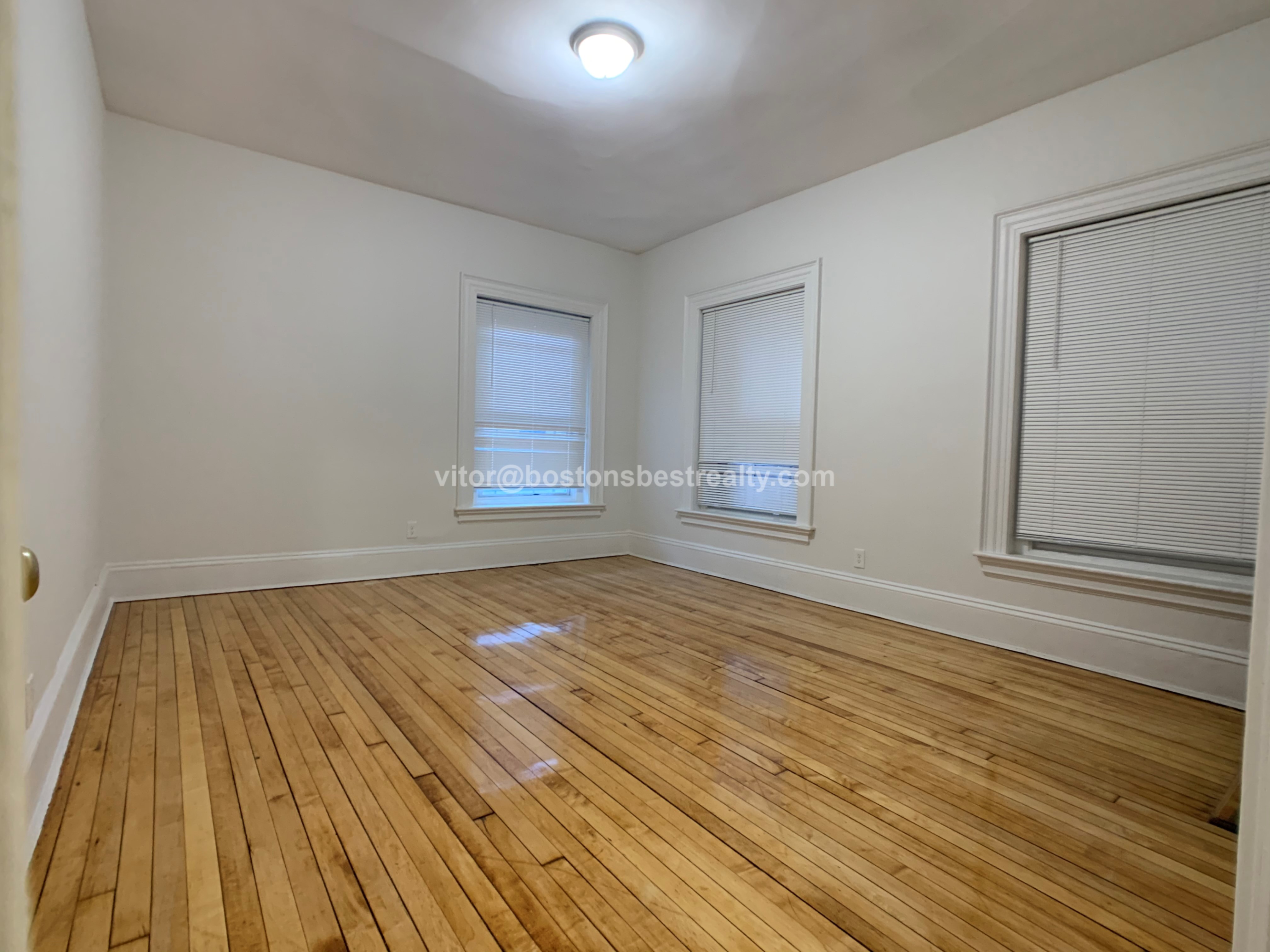 2 bed, 1 bath apartment for rent at 465 Park Dr Unit 3, Fenway — photo 3 of 22