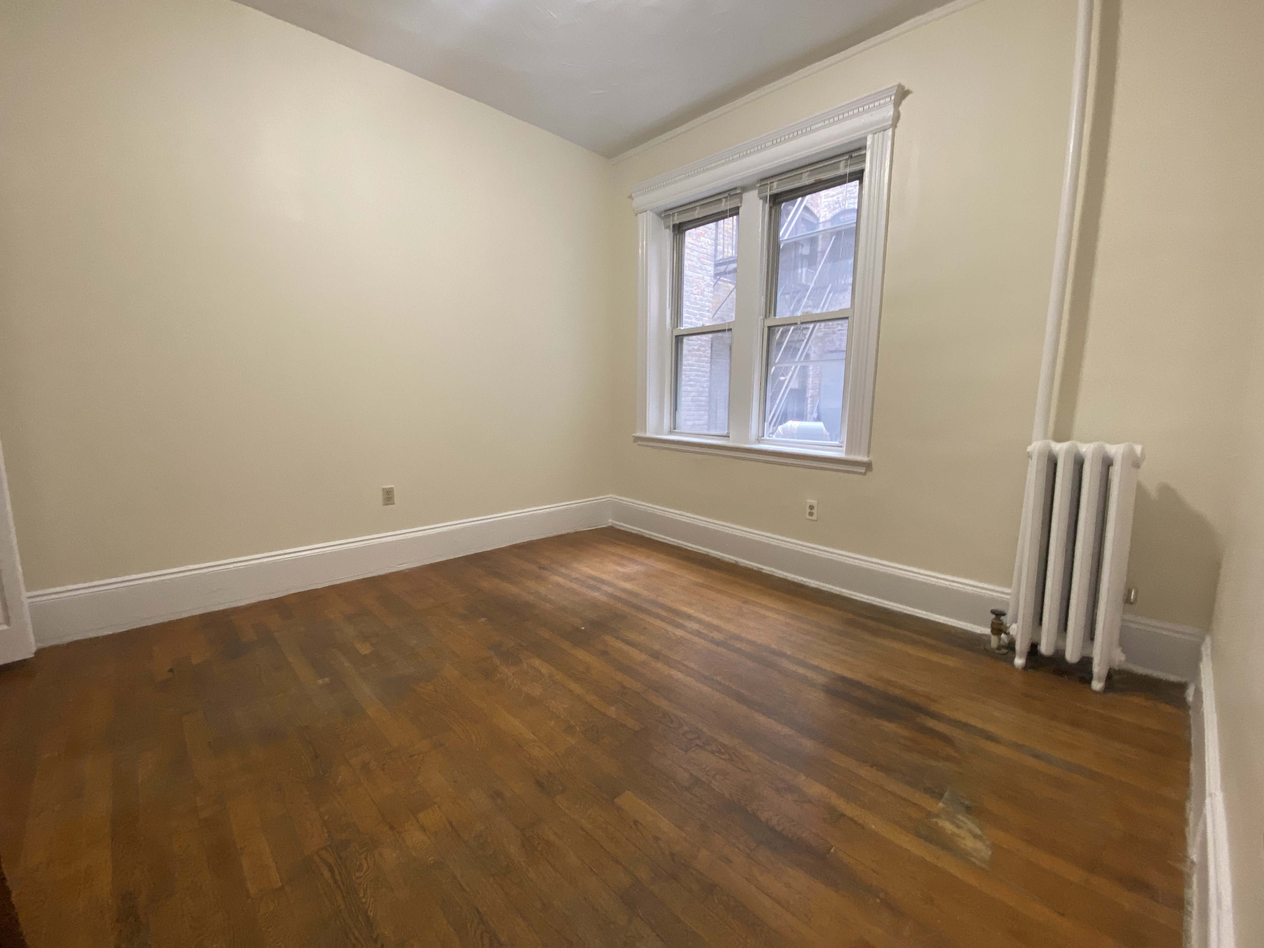 2 split bed, 1 bath apartment for rent at 327 Huntington Ave Unit 7, Fenway — photo 2 of 4