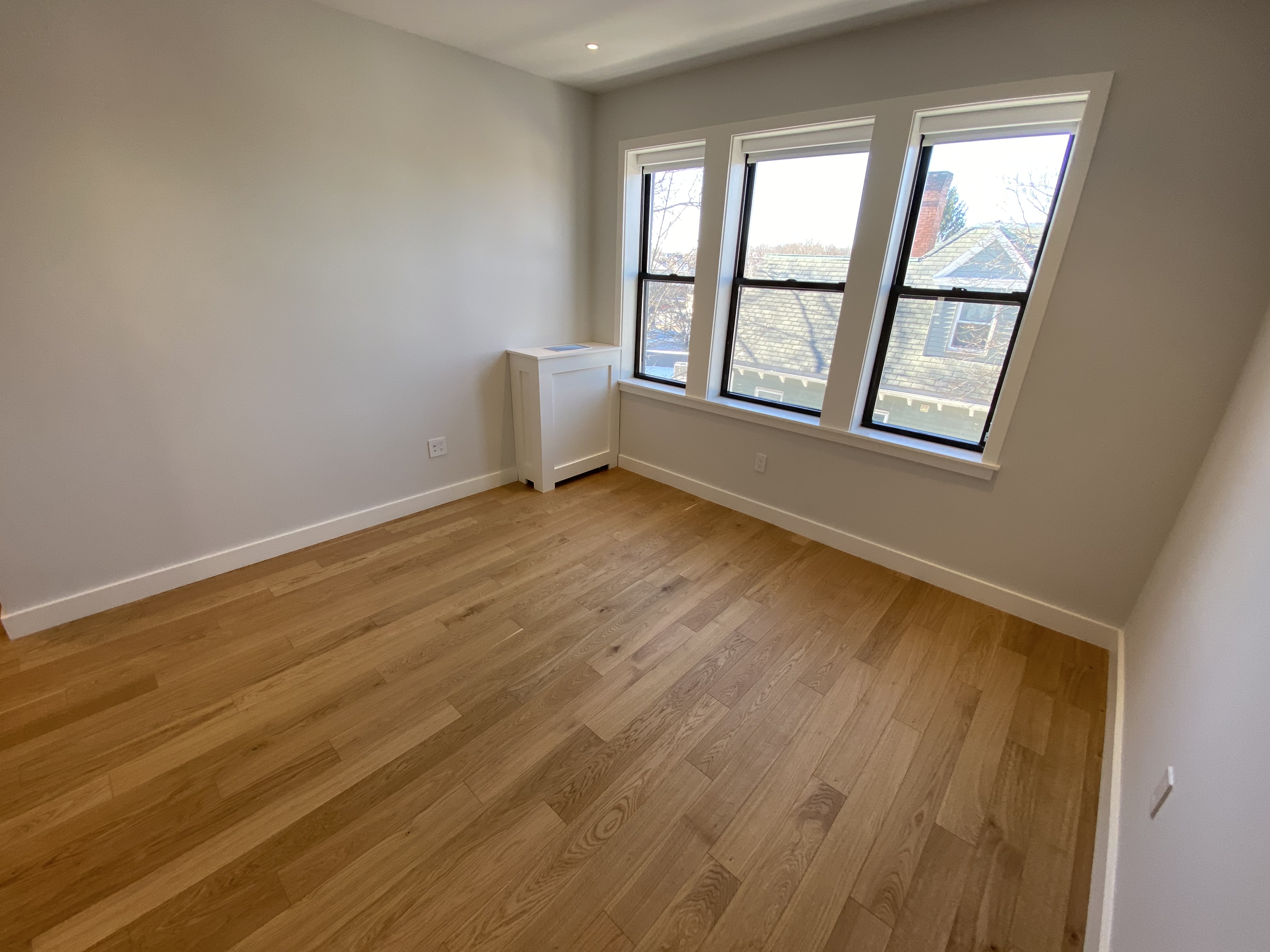 1.5 bed, 1 bath apartment for rent at 12 Elko St Unit 11-CF, Brighton — photo 2 of 18
