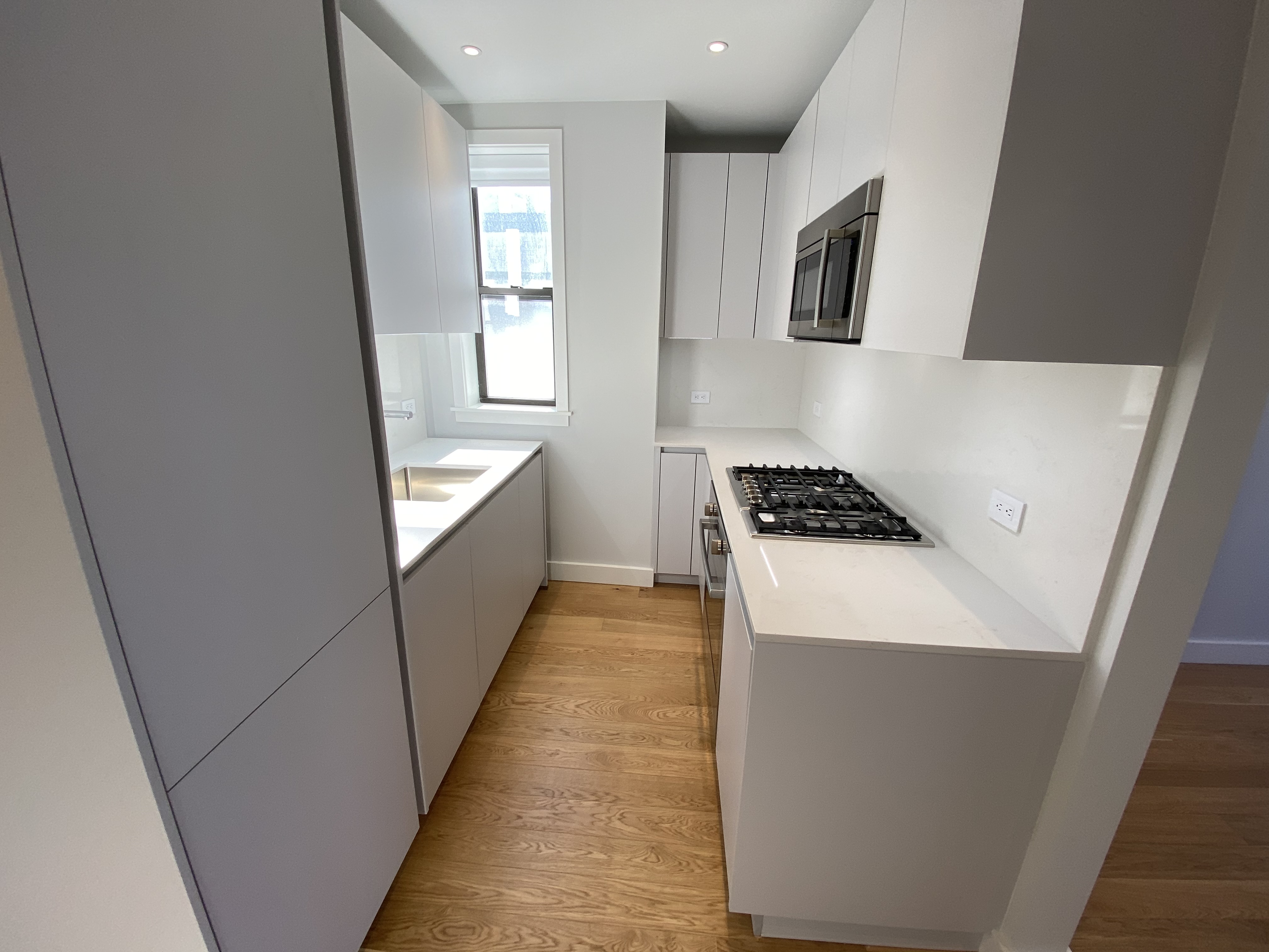 1.5 bed, 1 bath apartment for rent at 12 Elko St Unit 11-CF, Brighton — photo 5 of 18