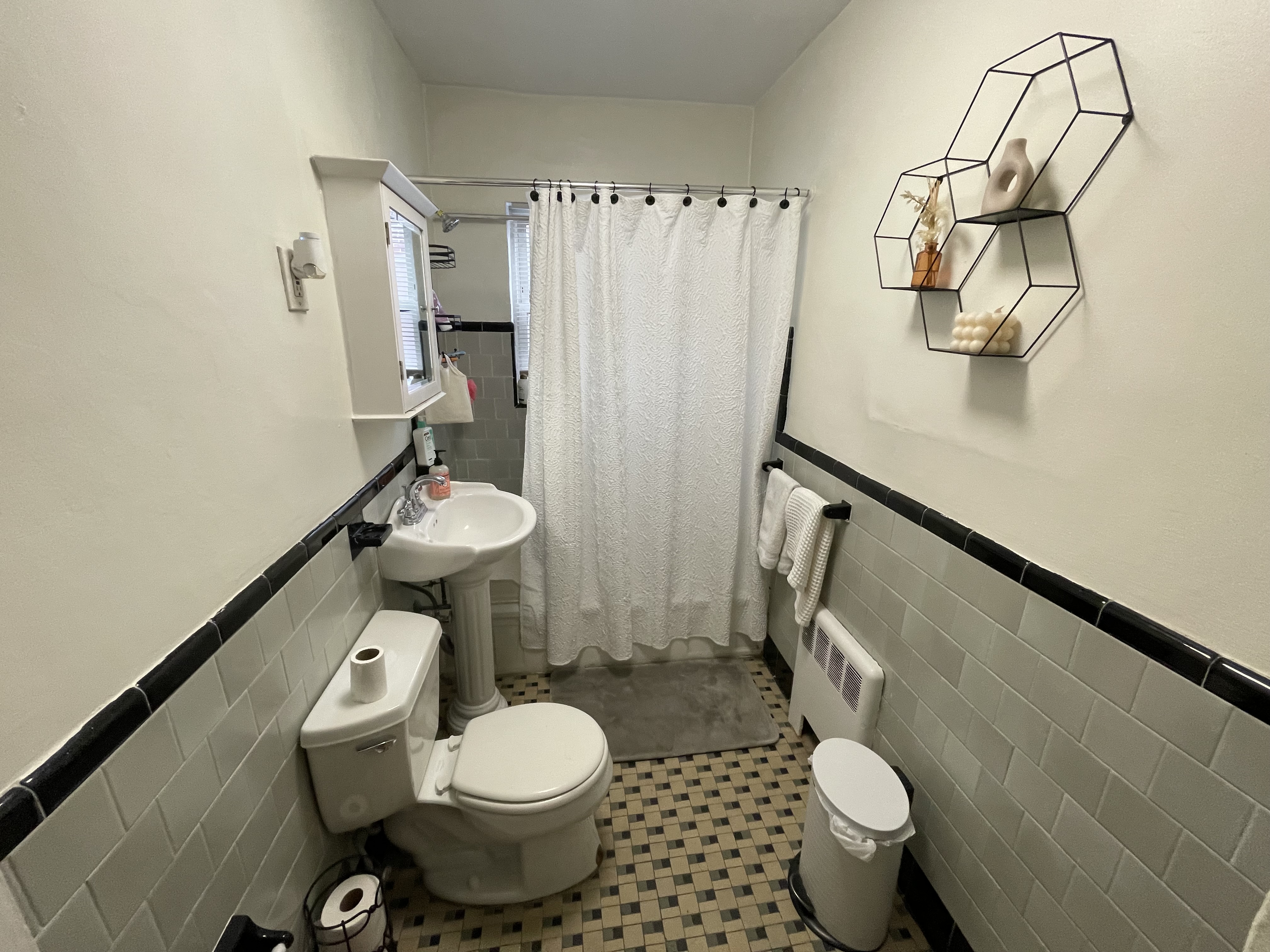 1 bed, 1 bath apartment for rent at 31 Brock St Unit 2, Brighton — photo 3 of 7