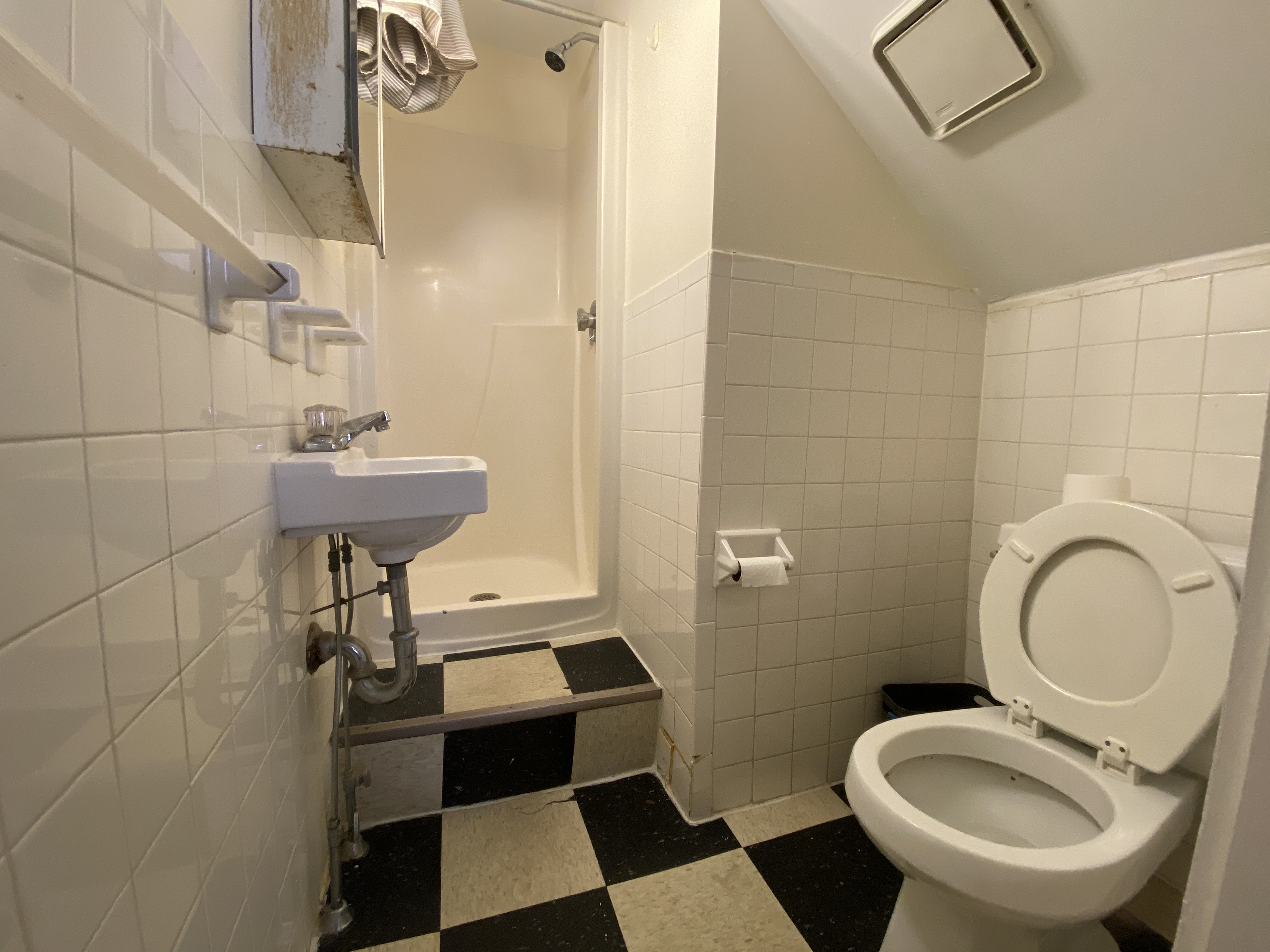 Studio bed, 1 bath apartment for rent at 10 Symphony Rd Unit 2, Fenway — photo 6 of 6
