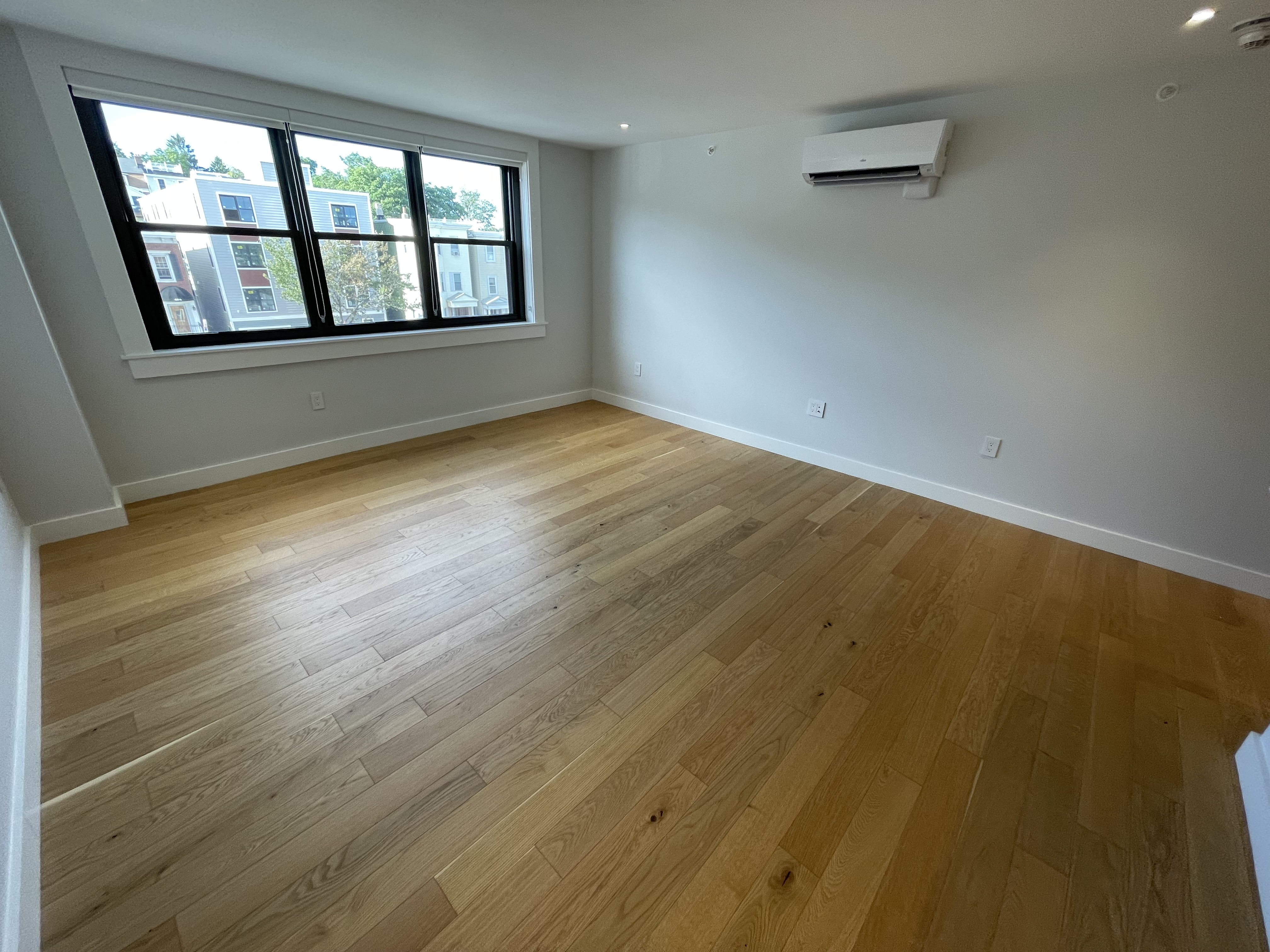 3 bed, 1.5 bath apartment for rent at 1410 Columbia Rd Unit 05B, South Boston — photo 5 of 46