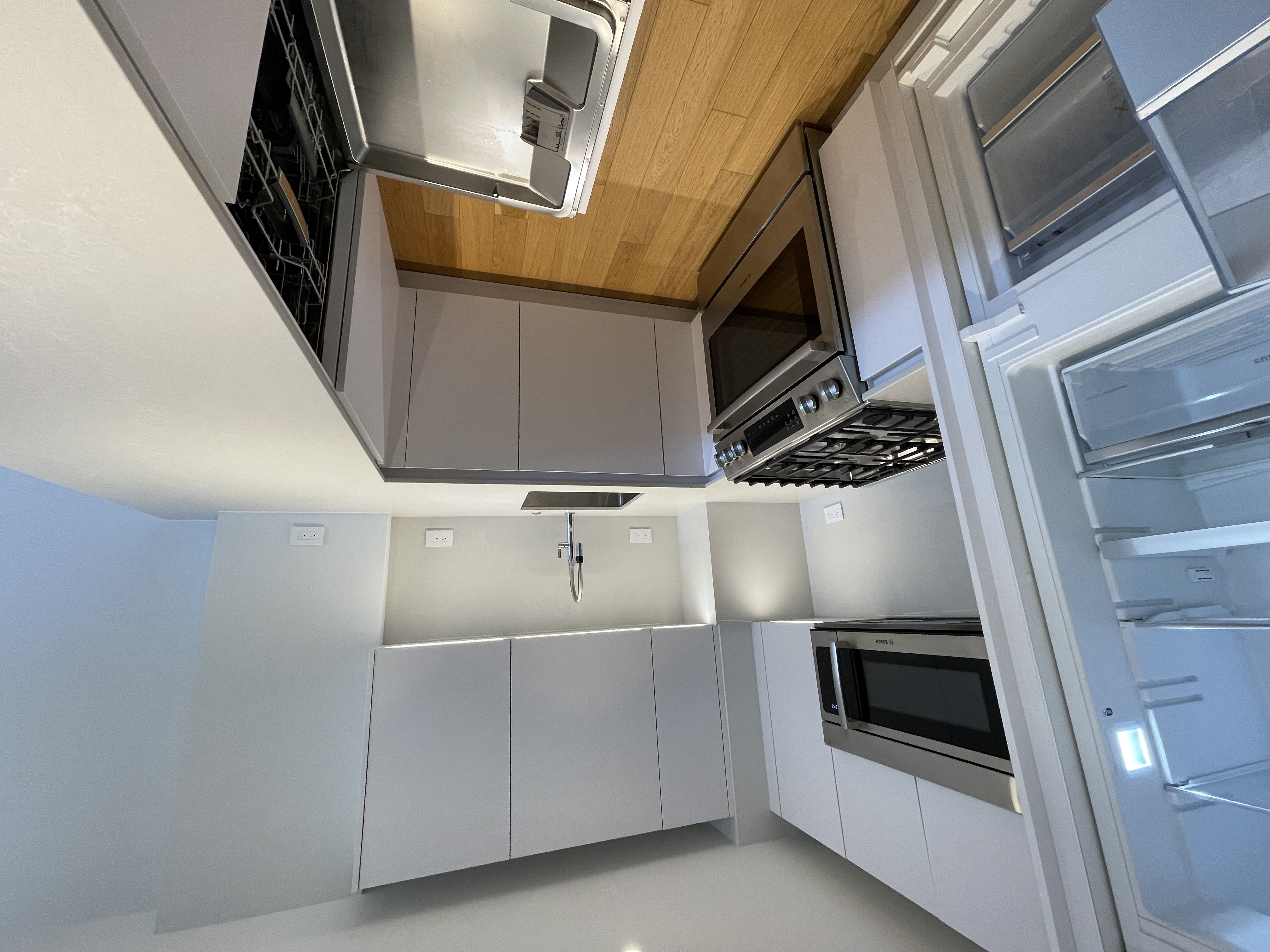 3 bed, 1.5 bath apartment for rent at 1410 Columbia Rd Unit 05B, South Boston — photo 8 of 46