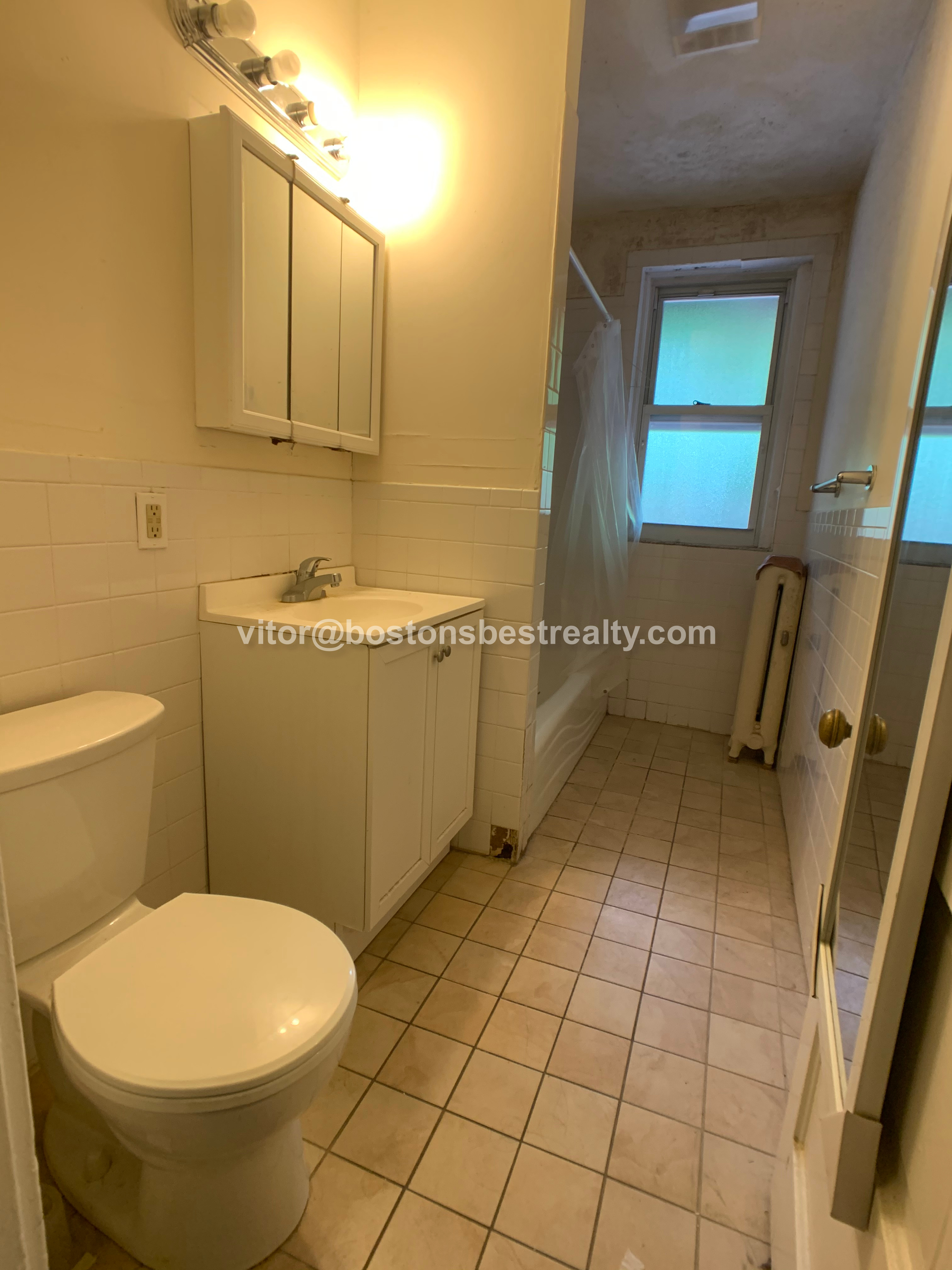 3 bed, 2 bath apartment for rent at 20 Strathmore Rd Unit 1, Washington Square — photo 11 of 15