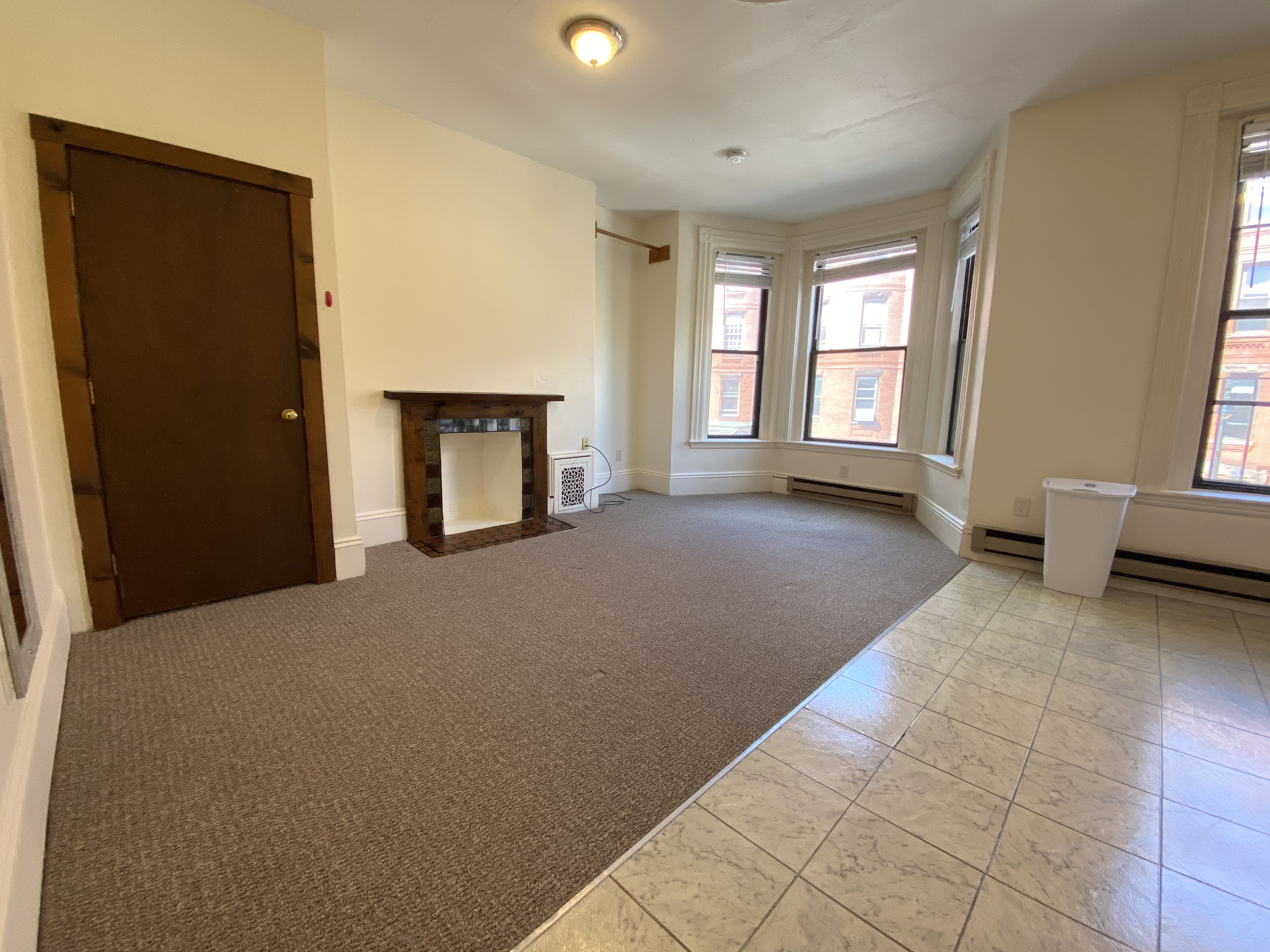Studio bed, 1 bath apartment for rent at 12 Symphony Rd Unit 4, Fenway — photo 2 of 3