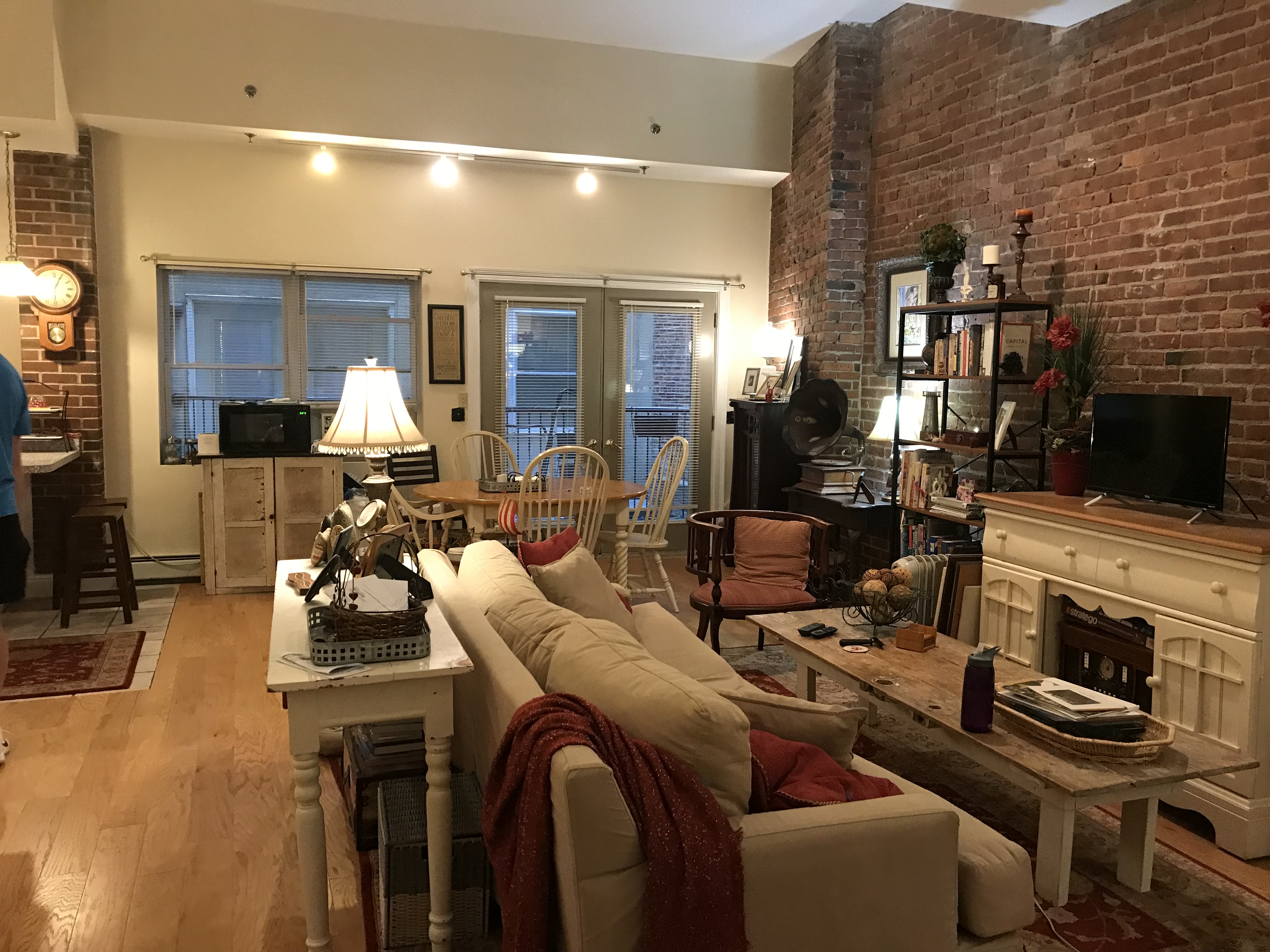 2 bed, 2 bath apartment for rent at 452 Hanover St Unit 102, North End — photo 2 of 23