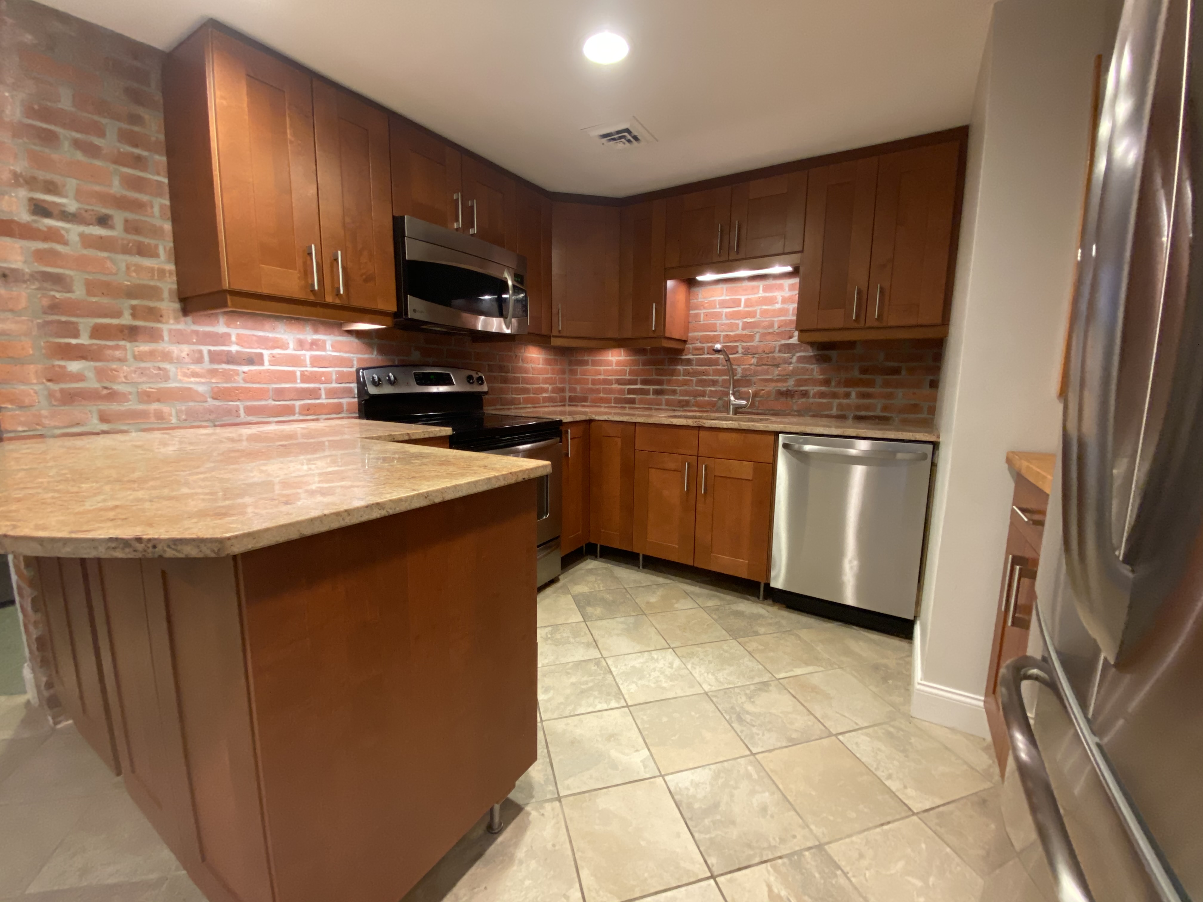 2 bed, 1 bath apartment for rent at 103 Gainsborough St Unit 006, Fenway