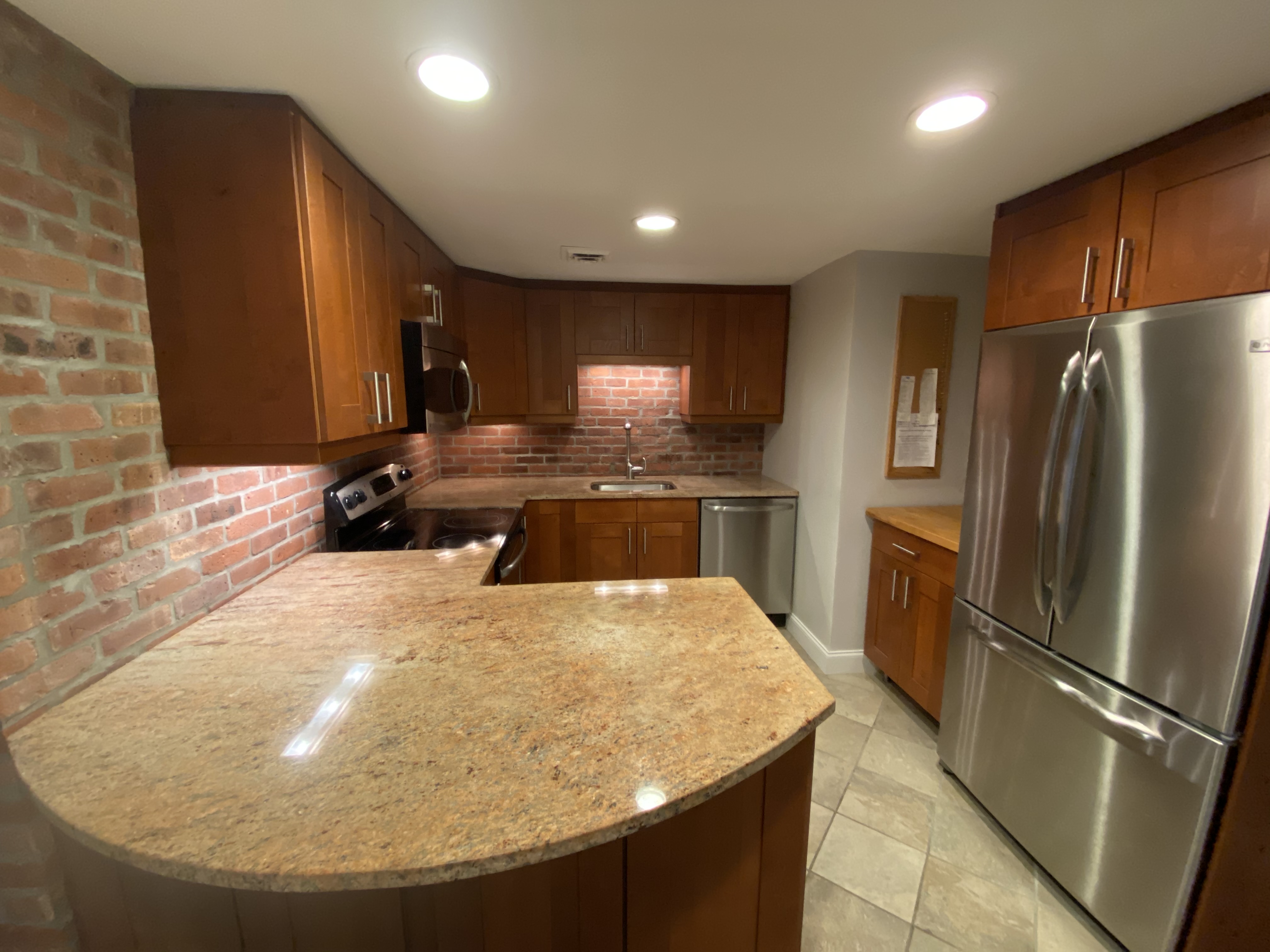 2 bed, 1 bath apartment for rent at 103 Gainsborough St Unit 006, Fenway — photo 4 of 8