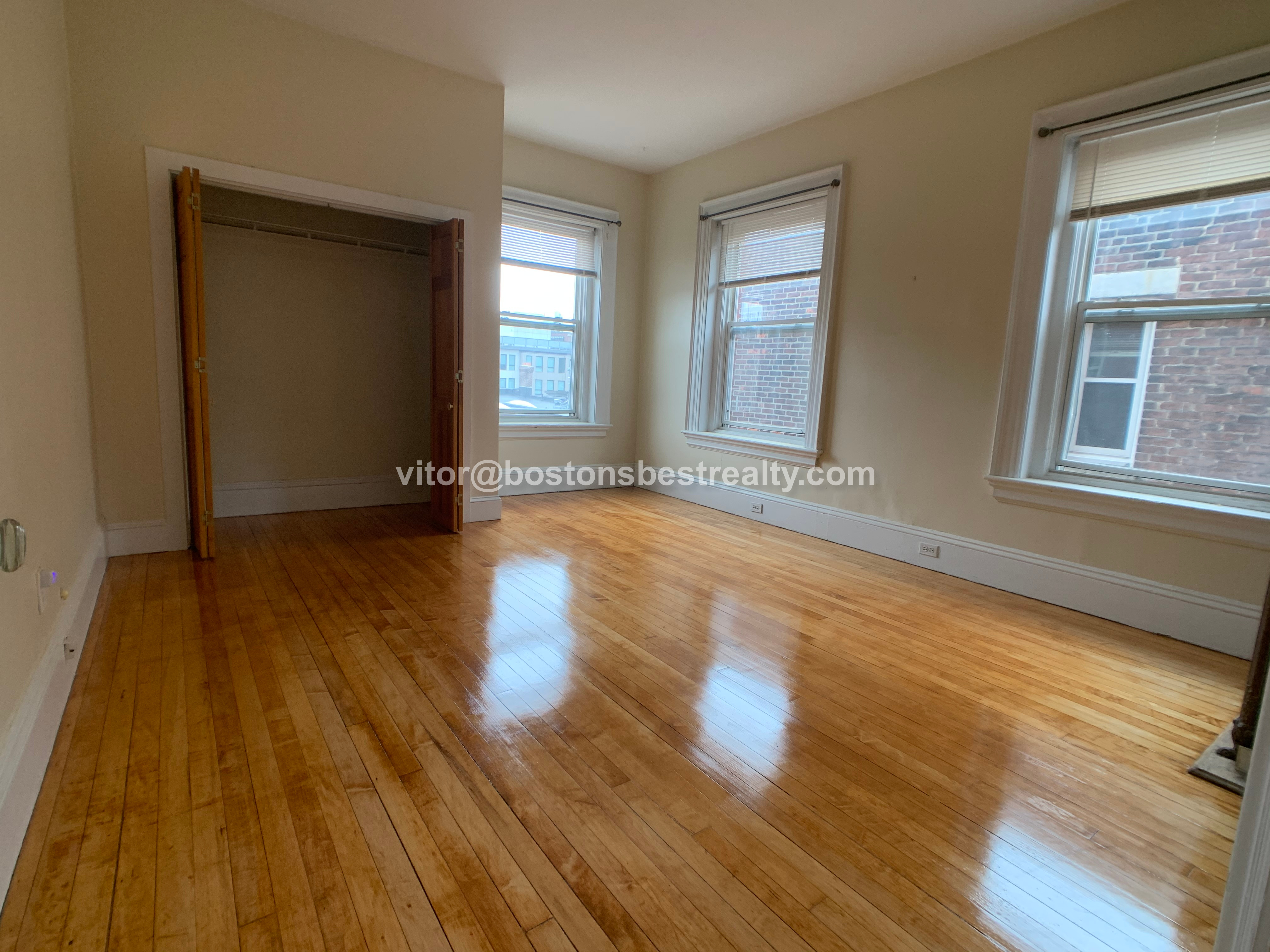 2 bed, 1 bath apartment for rent at 465 Park Dr Unit 16, Fenway — photo 9 of 13