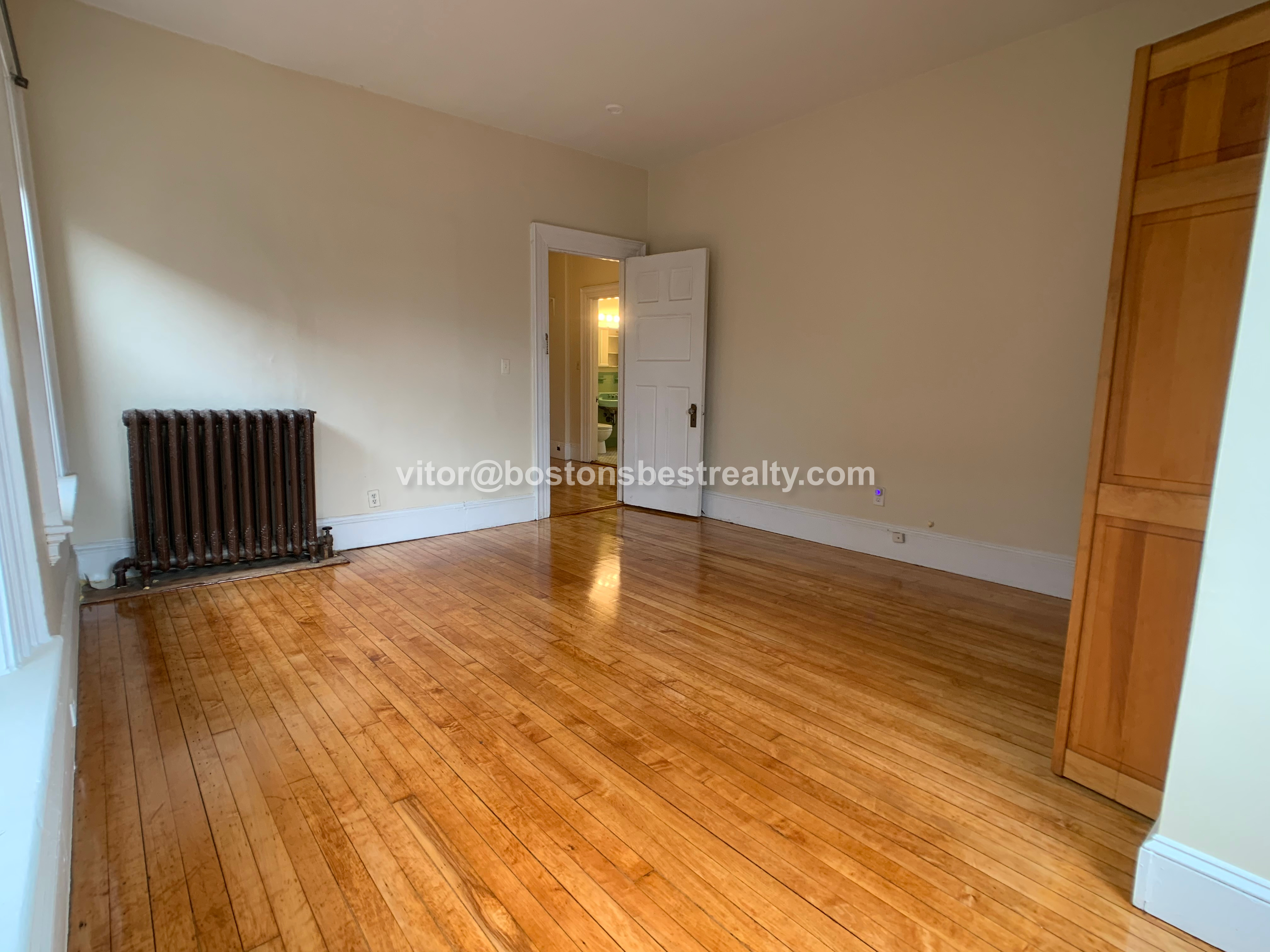 2 bed, 1 bath apartment for rent at 465 Park Dr Unit 16, Fenway — photo 10 of 13
