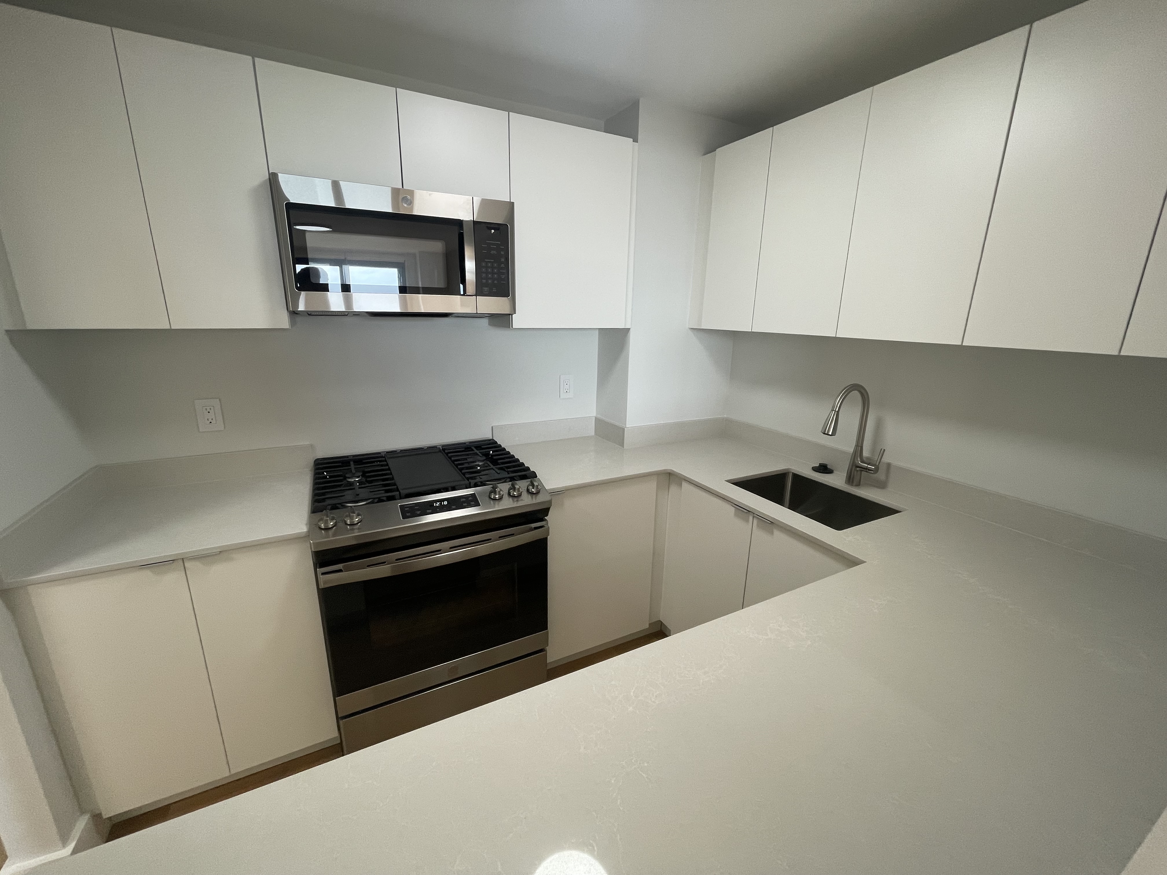 2 bed, 1 bath apartment for rent at 1410 Columbia Rd Unit 11D, South Boston — photo 6 of 41