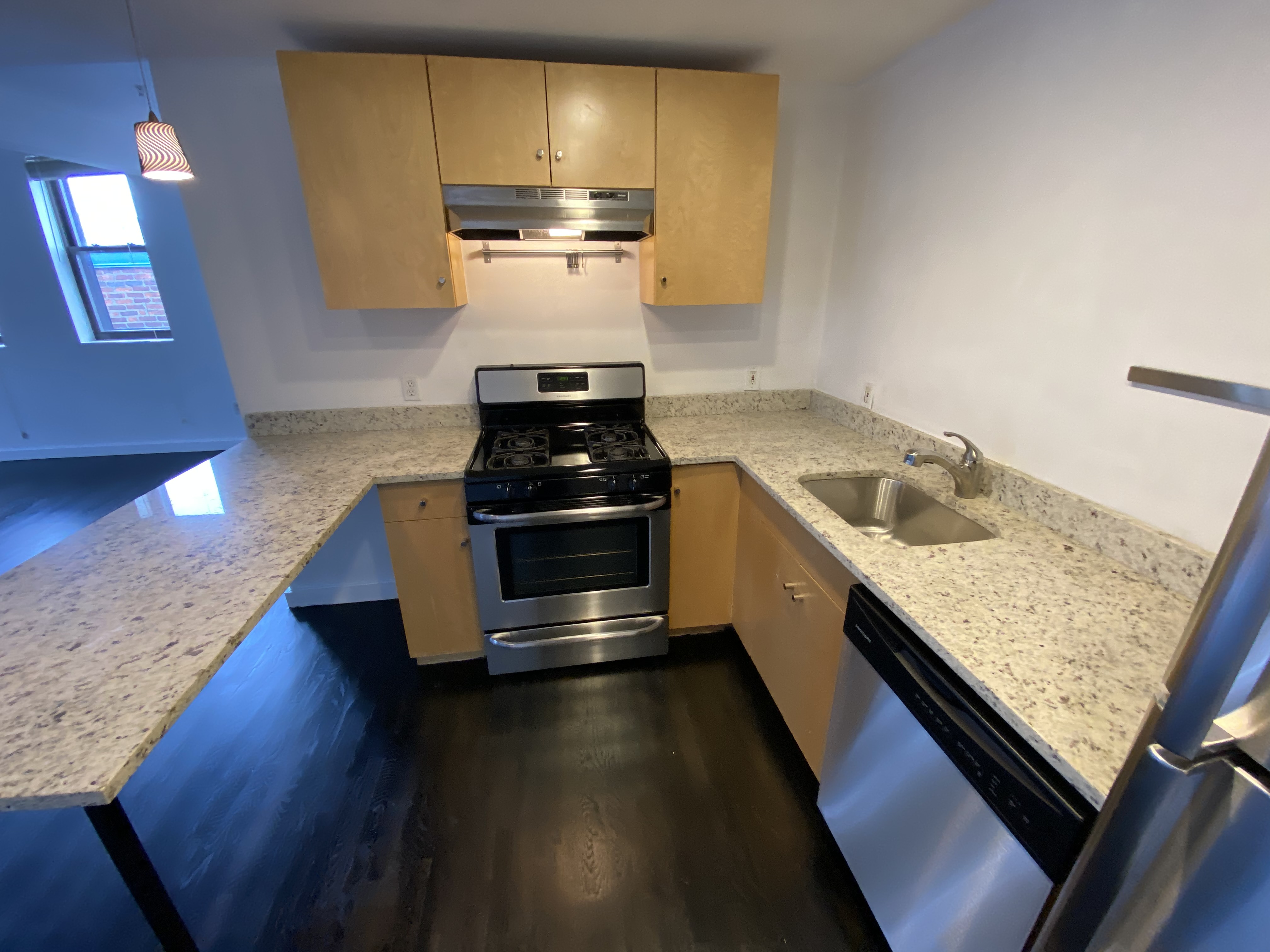 Studio bed, 1 bath apartment for rent at 100 Pearl St Unit 21-CF, Chelsea — photo 6 of 12