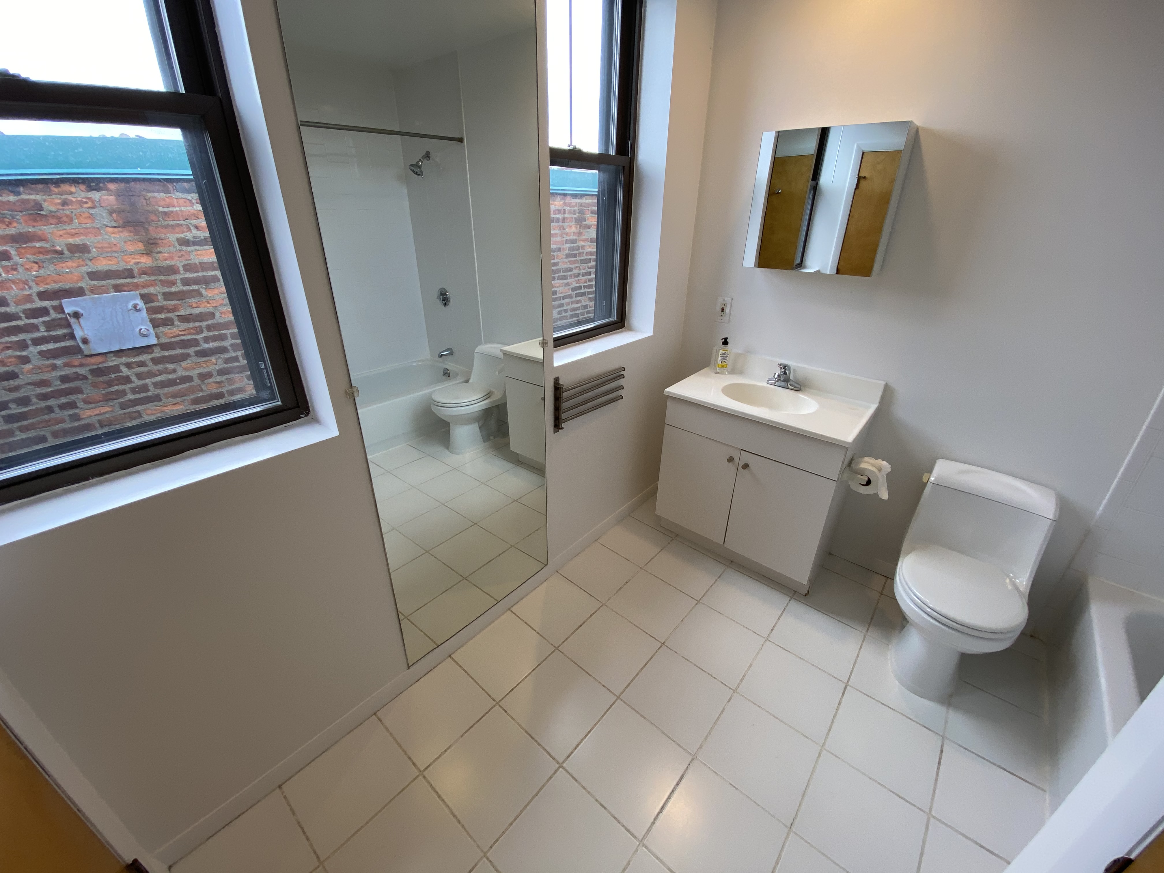 Studio bed, 1 bath apartment for rent at 100 Pearl St Unit 21-CF, Chelsea — photo 8 of 12