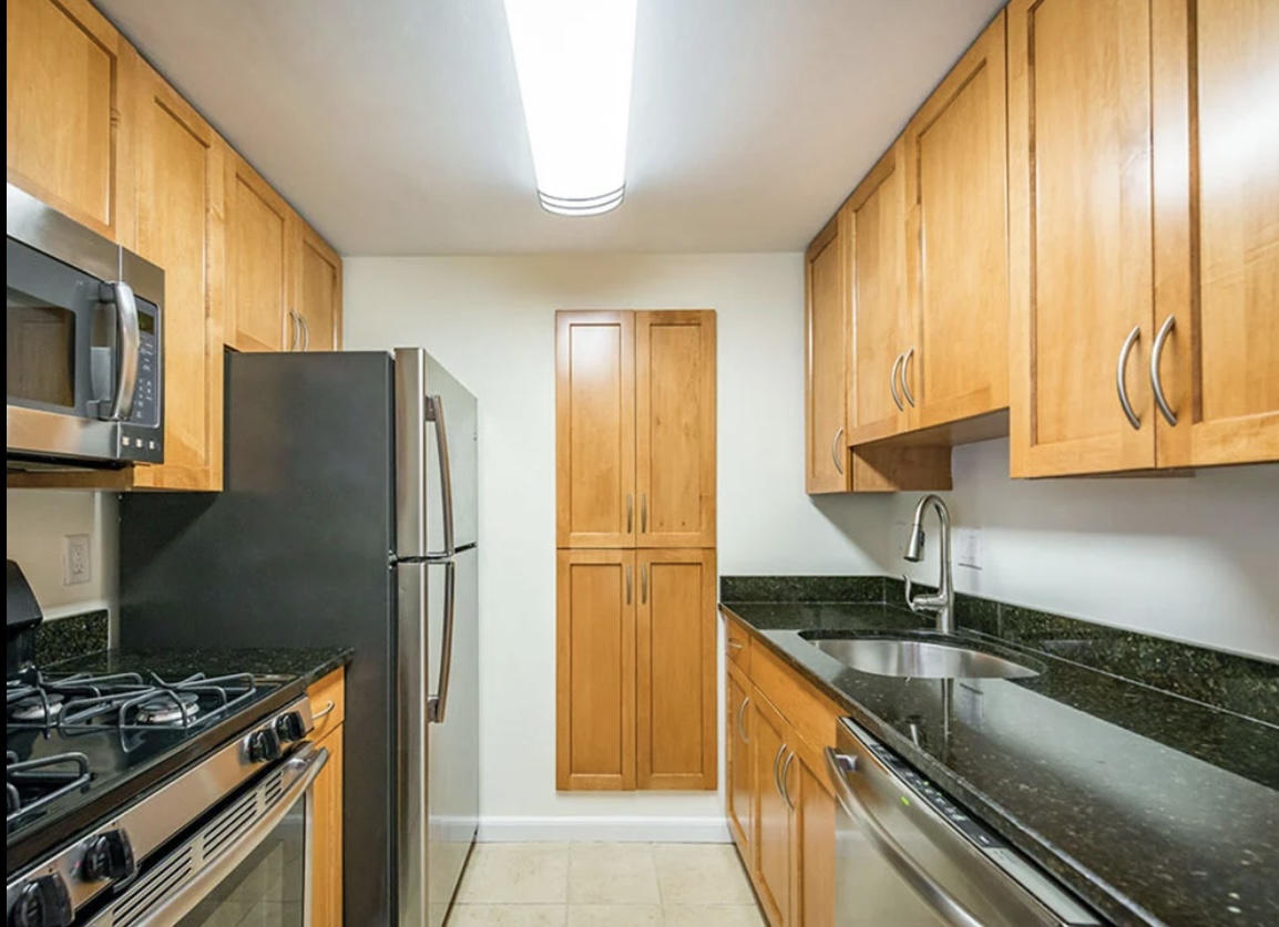 1 bed, 1.5 bath apartment for rent at 1 Hancock Village Dr Unit 178, Chestnut Hill — photo 4 of 6