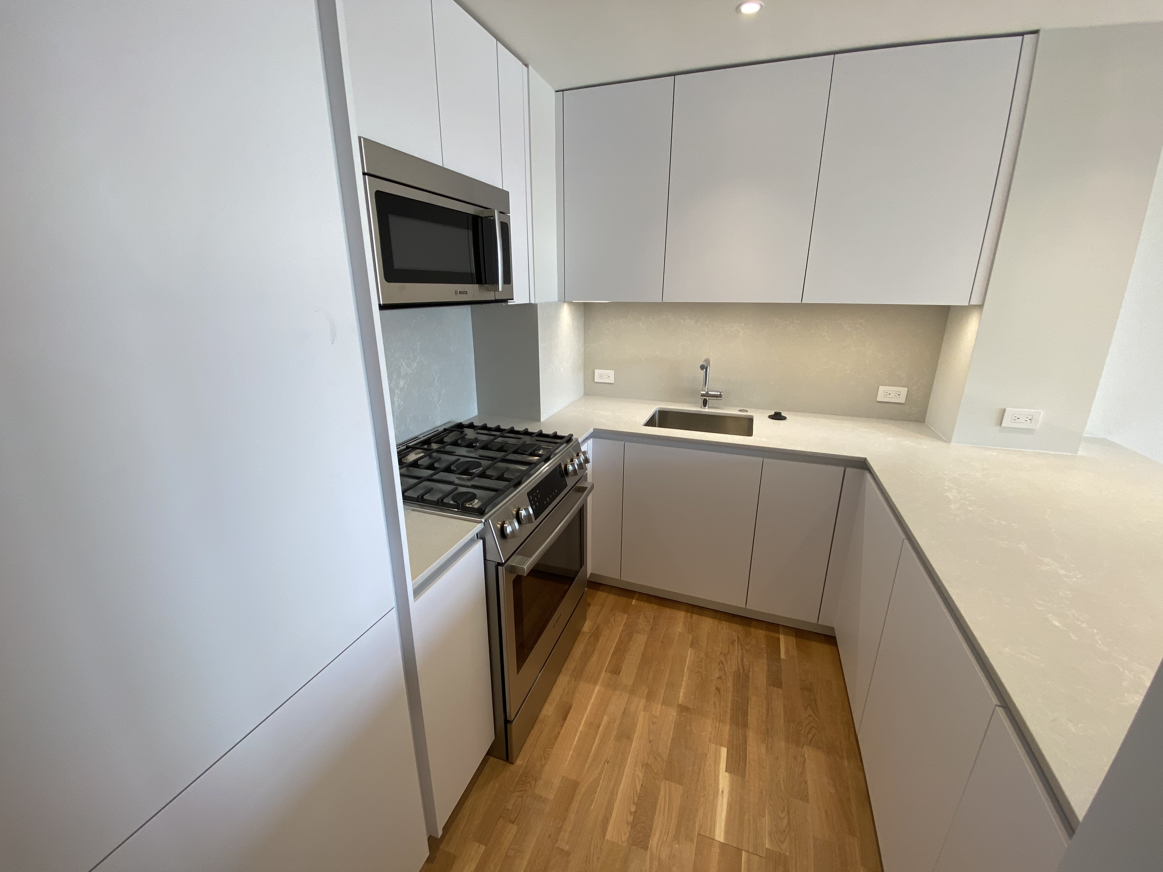 1410 Columbia Rd, South Boston