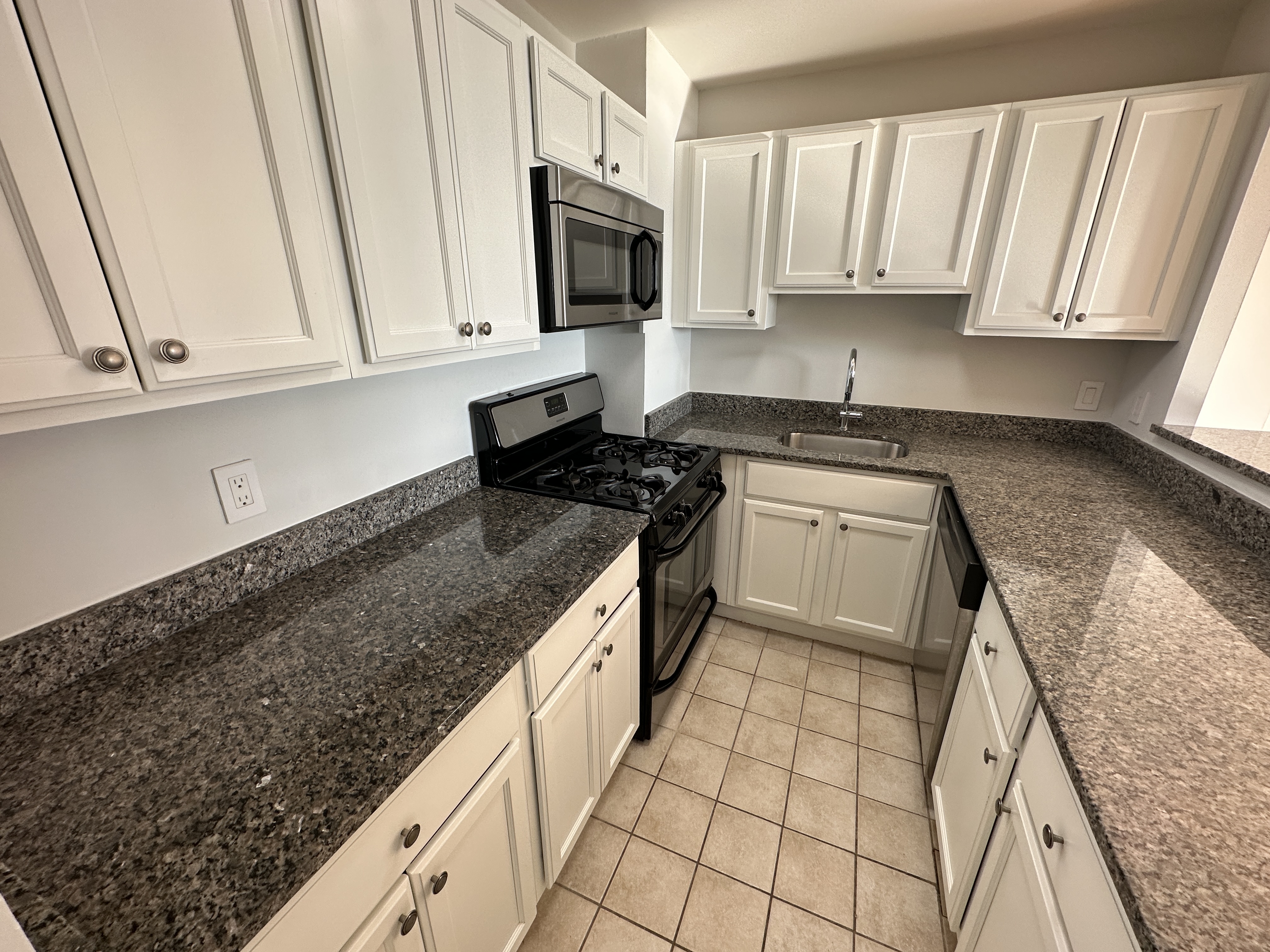 2 bed, 1 bath apartment for rent at 1410 Columbia Rd Unit 17G, South Boston — photo 7 of 42