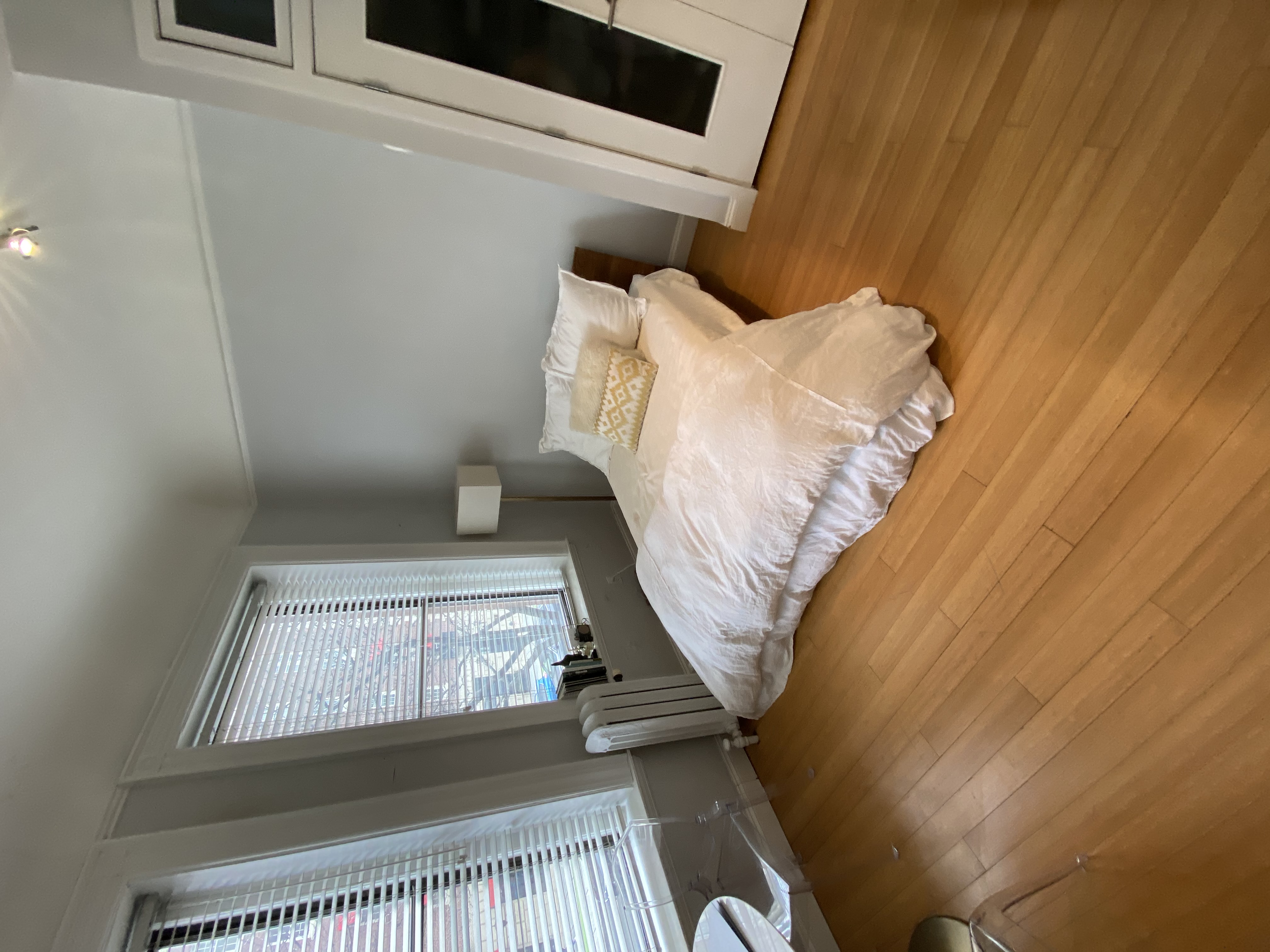 Studio bed, 1 bath apartment for rent at 366 Commonwealth Ave Unit 2L, Back Bay — photo 1 of 23