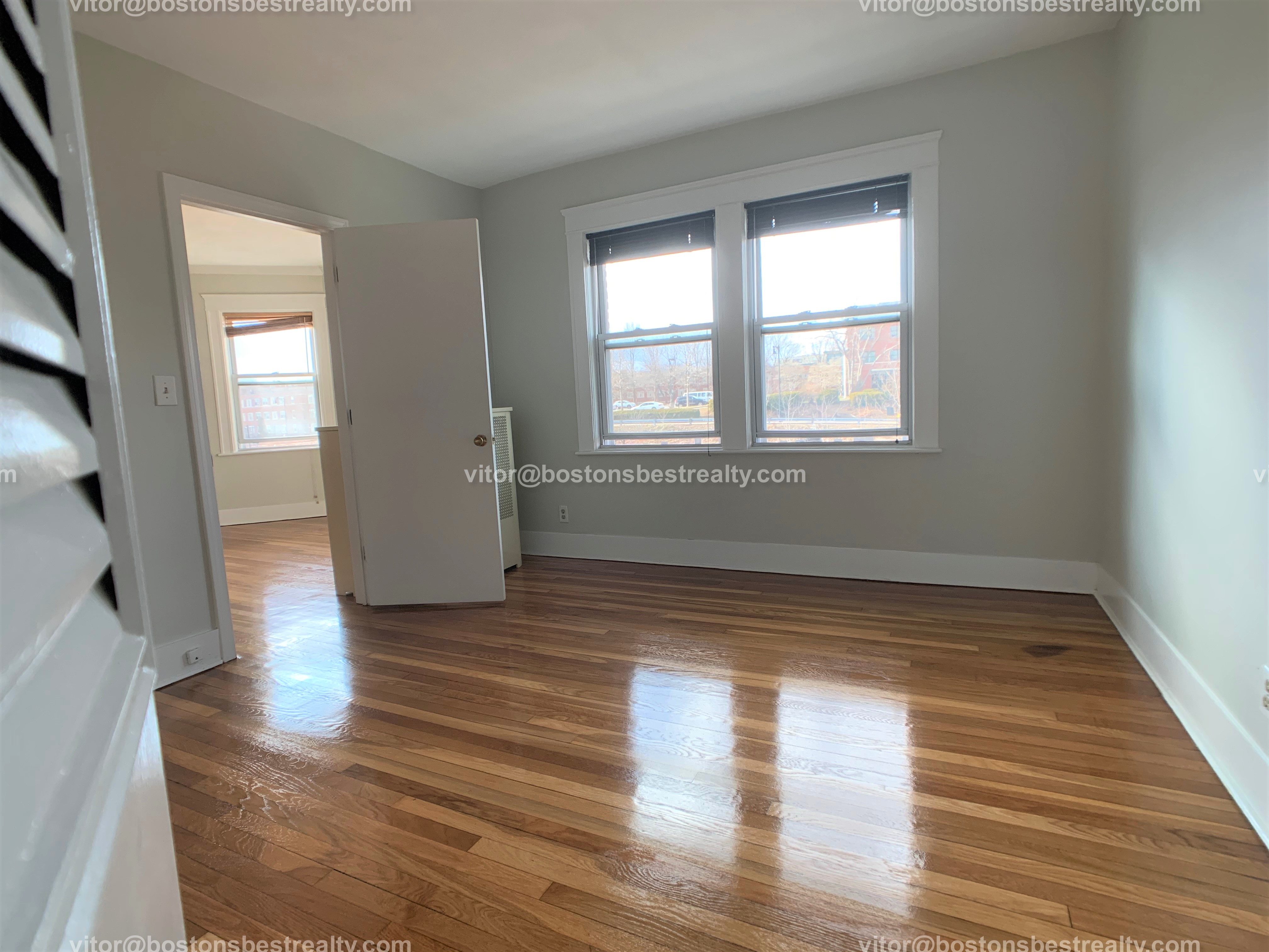 2 bed, 1 bath apartment for rent at 1500 Commonwealth Ave Unit 8, Brighton — photo 3 of 23